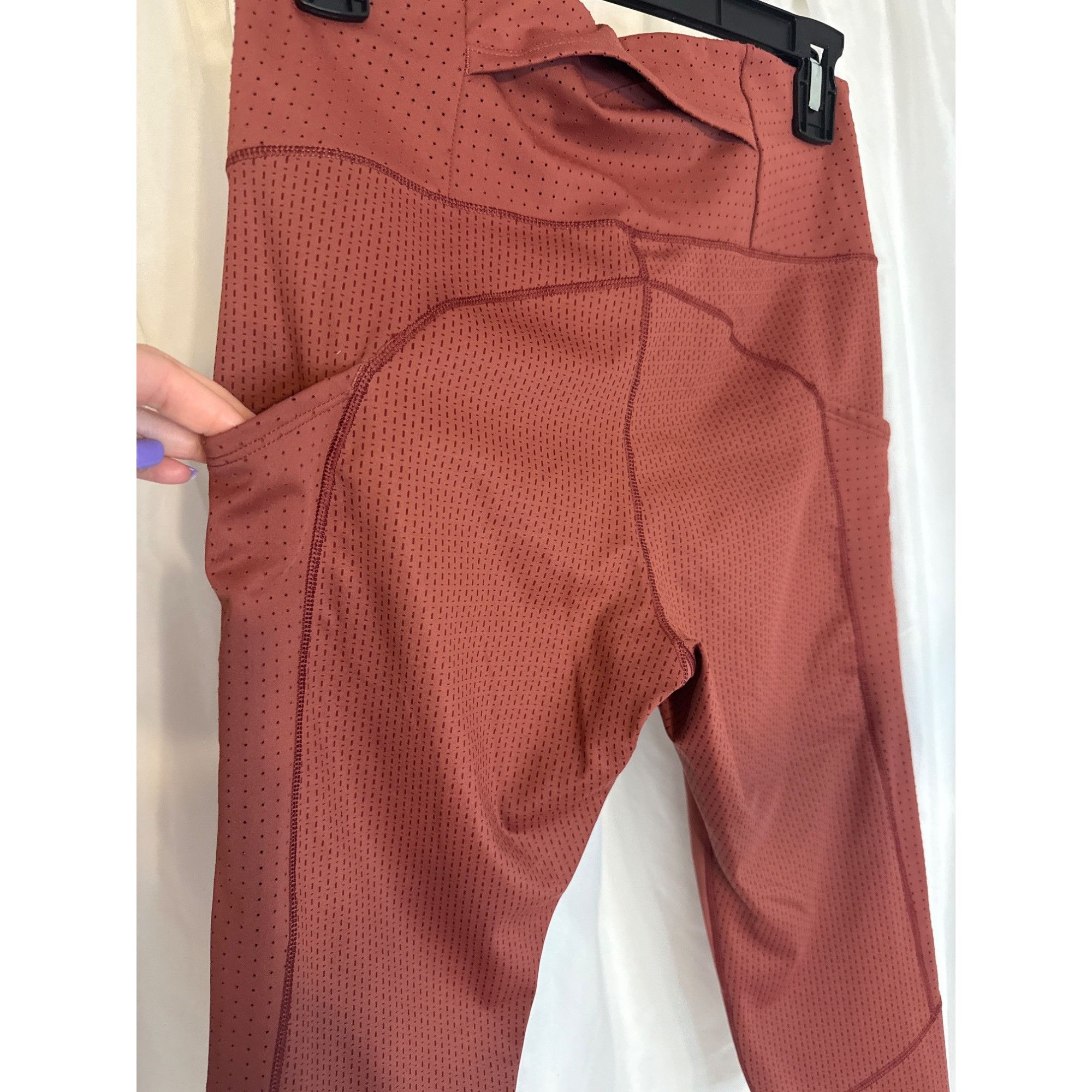 Brooks Brooks Method Womens Medium Terracotta 1/2 Crop Leggings 4 P Size 27" / US 4 / IT 40 - 9 Thumbnail