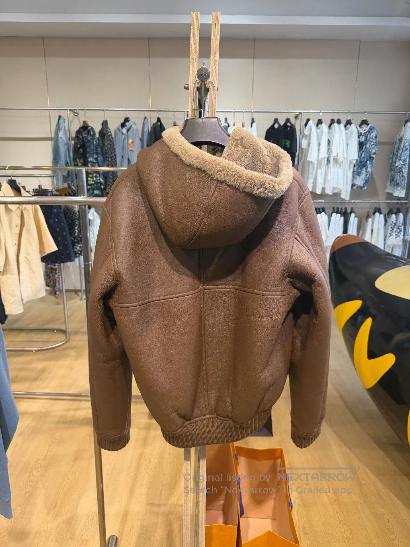 Louis Vuitton Louis Vuitton Shearling Logo Reversible Jacket. Size US M / EU 48-50 / 2 - 4 Thumbnail