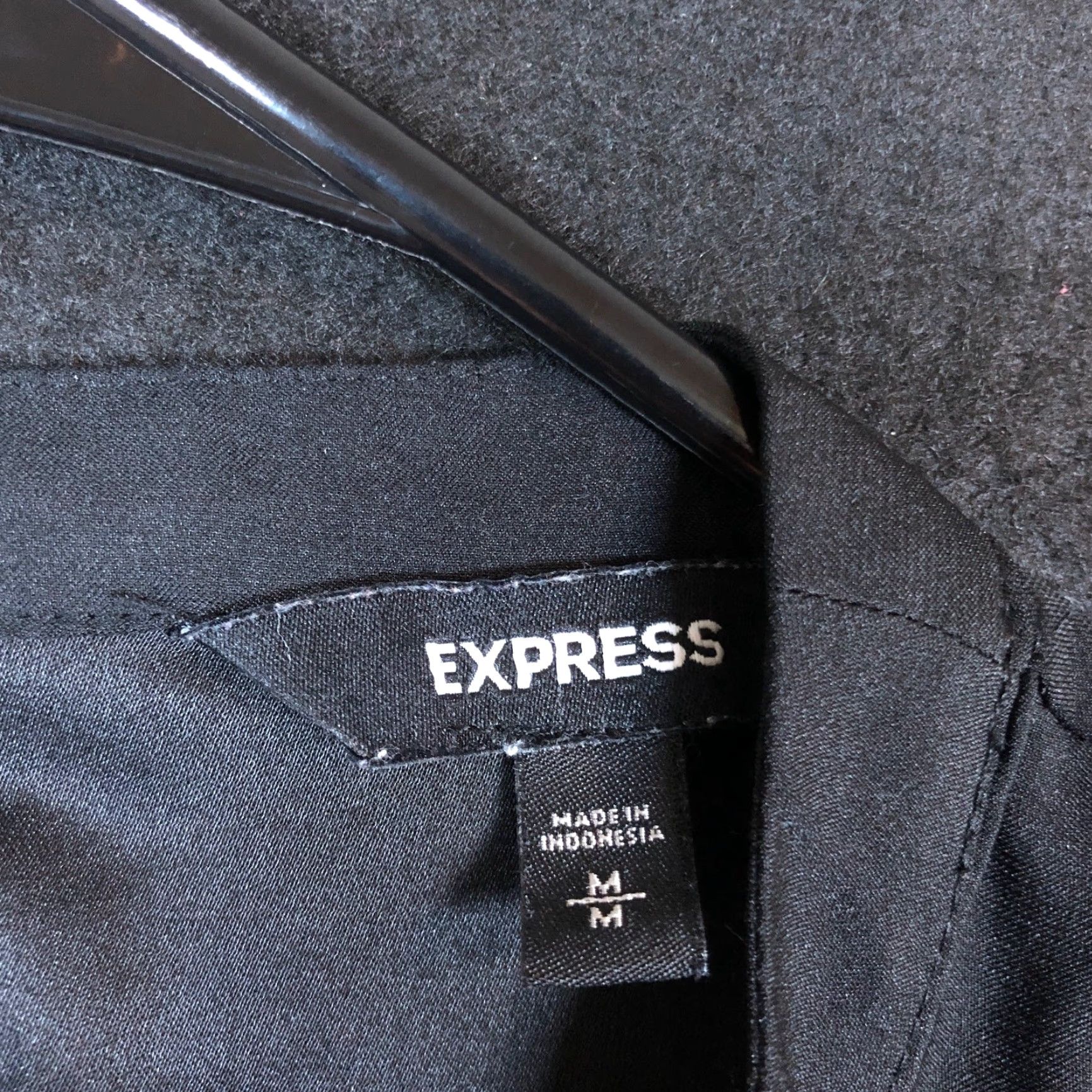 Express Express Blouse Black V-Neck Cap Sleeve XS?Medium? Size M / US 6-8 / IT 42-44 - 6 Thumbnail