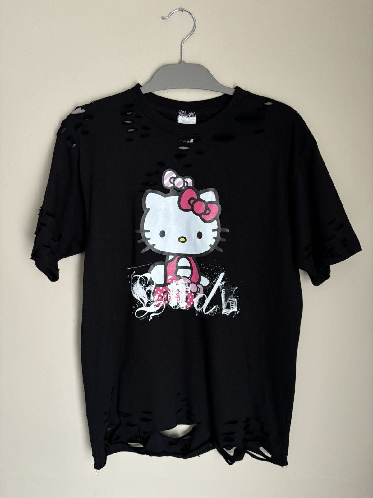 Ends Repair × Vintage Rare Ends RP Ends Repair Hello Kitty Distressed Tee Size US M / EU 48-50 / 2 - 1 Thumbnail