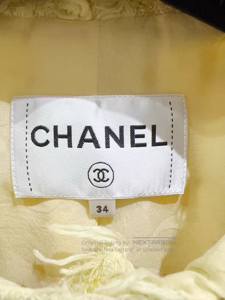 Chanel Chanel Chicken yellow tassel coat Size XXS / US 00 / IT 34 - 2 Thumbnail