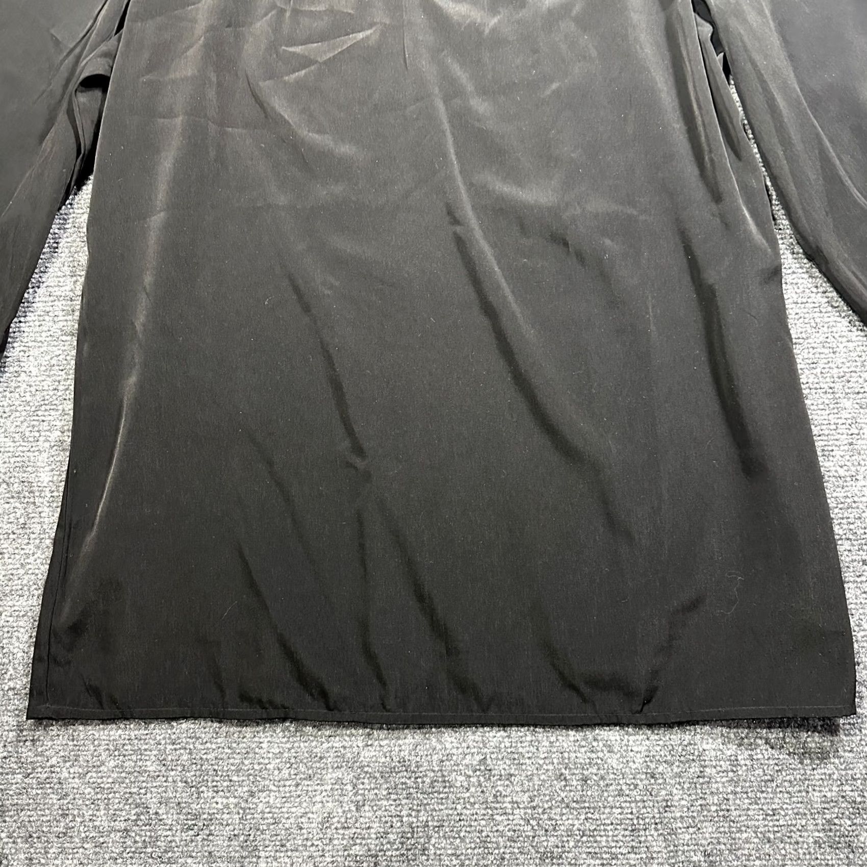 Vintage Chicos Blouse Women's Medium Black V-Neck 3/4 Sleeve Pullover Notched Neck Button Cuffs Size M / US 6-8 / IT 42-44 - 3 Thumbnail