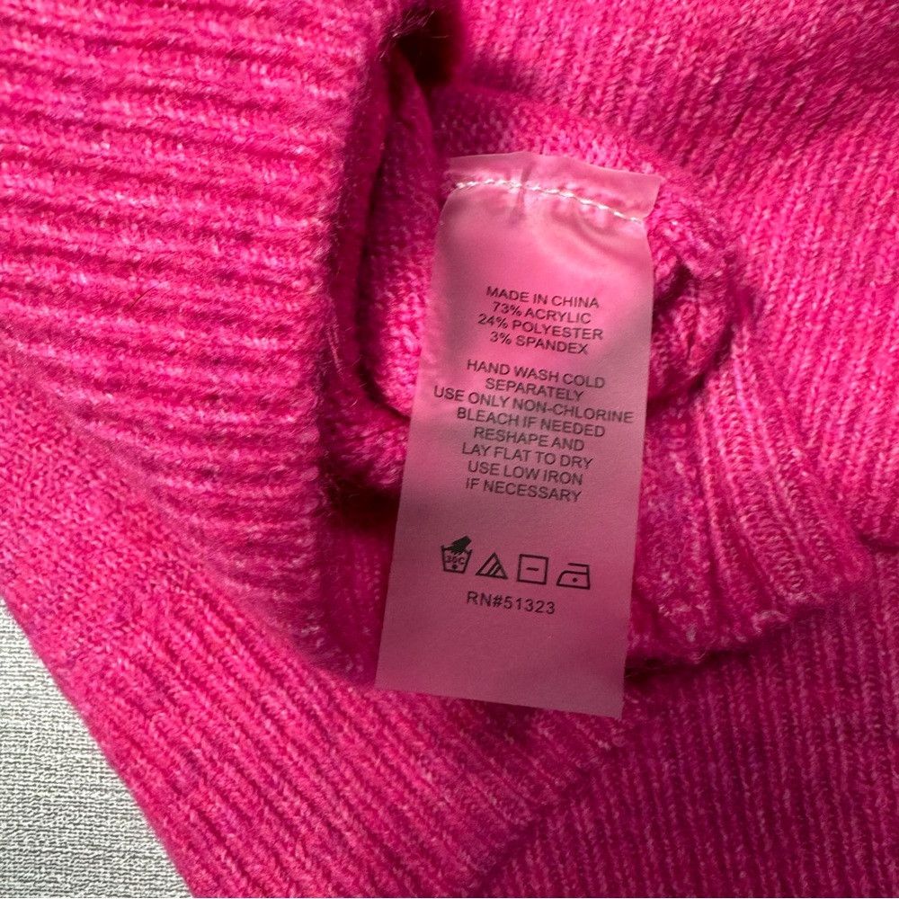 Vince Camuto NWT New Vince Camuto Pink Center Seam Crewneck Sweater Size Size S / US 4 / IT 40 - 8 Thumbnail