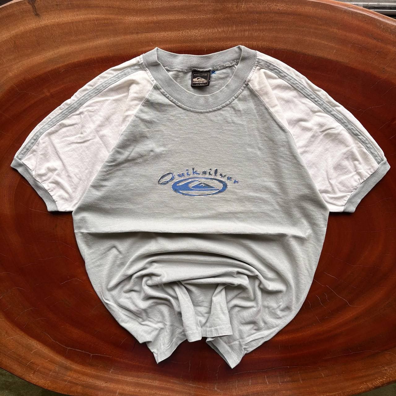 Quiksilver Vintage 90s Quiksilver Surfing Surf Boarding Raglan Tshirt Size US L / EU 52-54 / 3 - 1 Thumbnail
