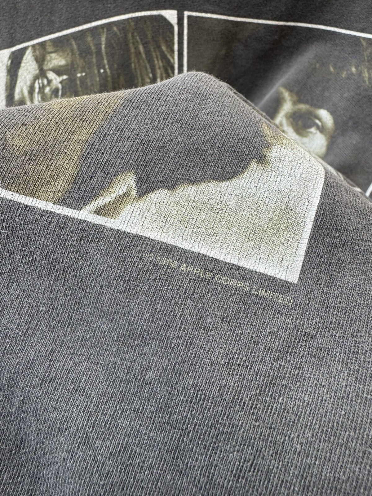 Band Tees Vintage 90s The Beatles Let it be Album nice Faded tees Size US XL / EU 56 / 4 - 4 Thumbnail