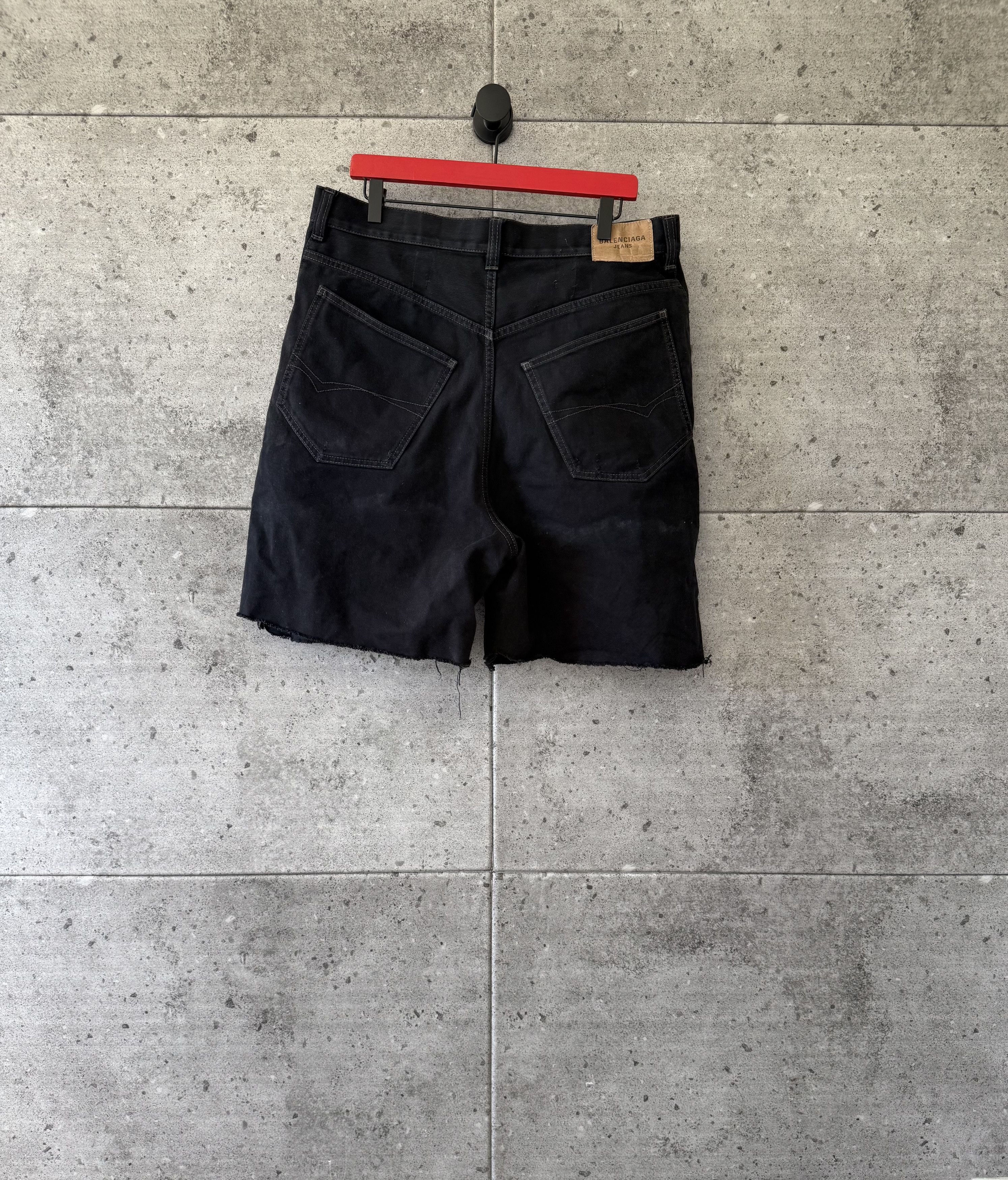 Balenciaga Balenciaga denim shorts Size US 34 / EU 50 - 1 Thumbnail
