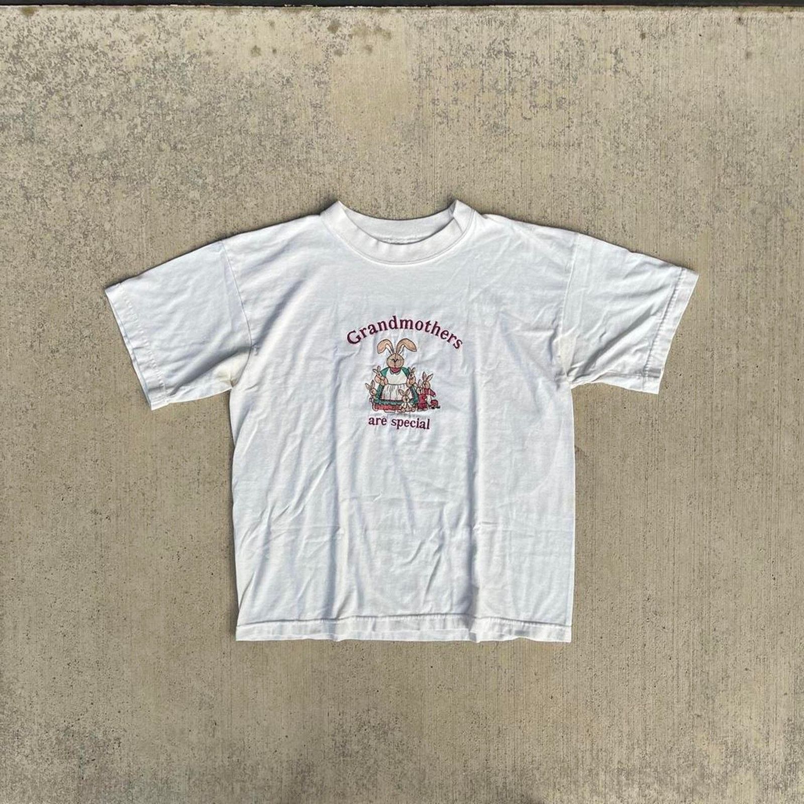 Other Grandmothers Are Special Bunny Family Farm Embodied beige T Size US L / EU 52-54 / 3 - 1 Thumbnail