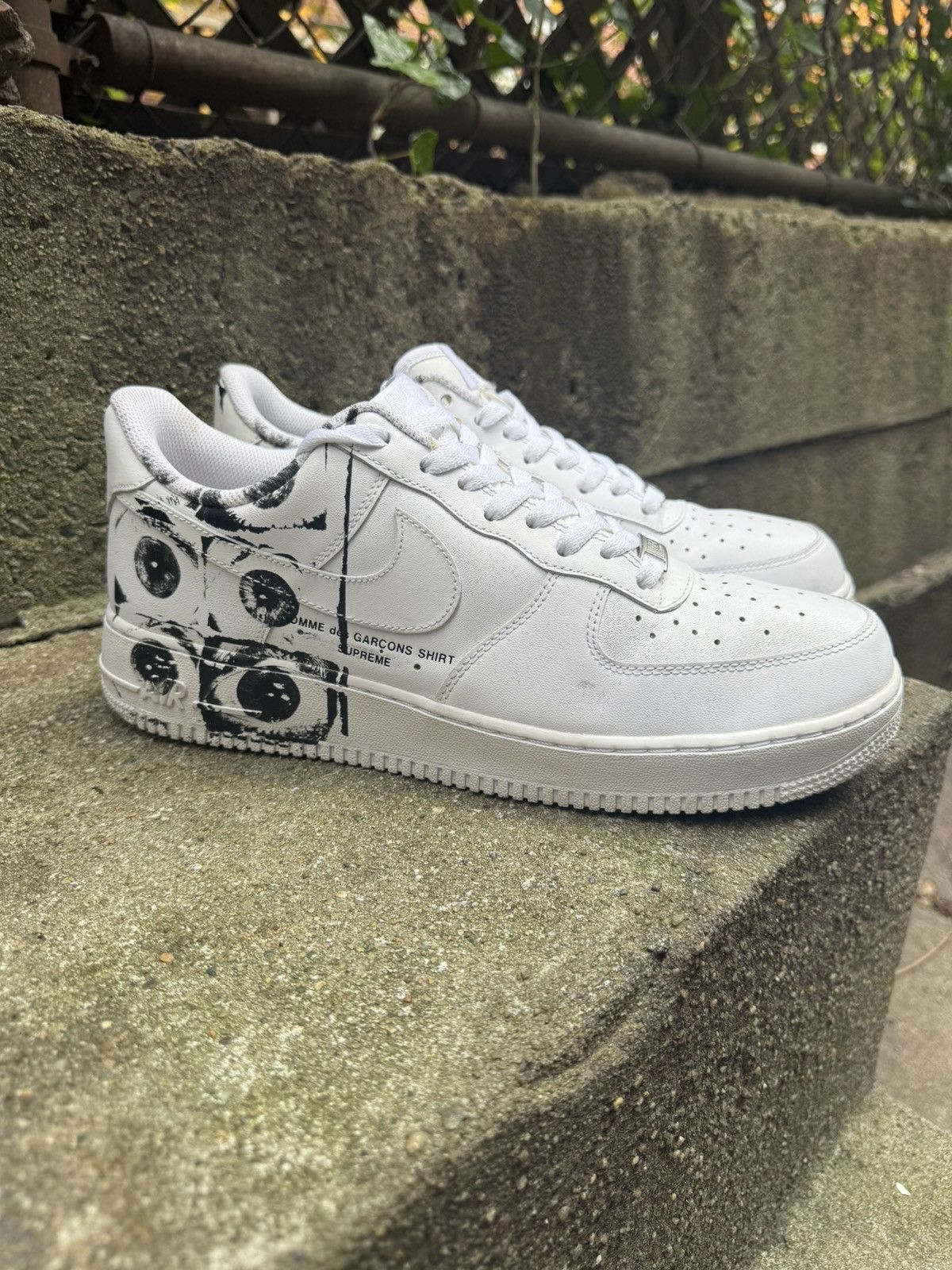 Comme des Garcons SHIRT × Supreme Supreme Comme Des Garcons SHIRT Nike Air Force Eyes Size US 11 / EU 44 - 2 Thumbnail