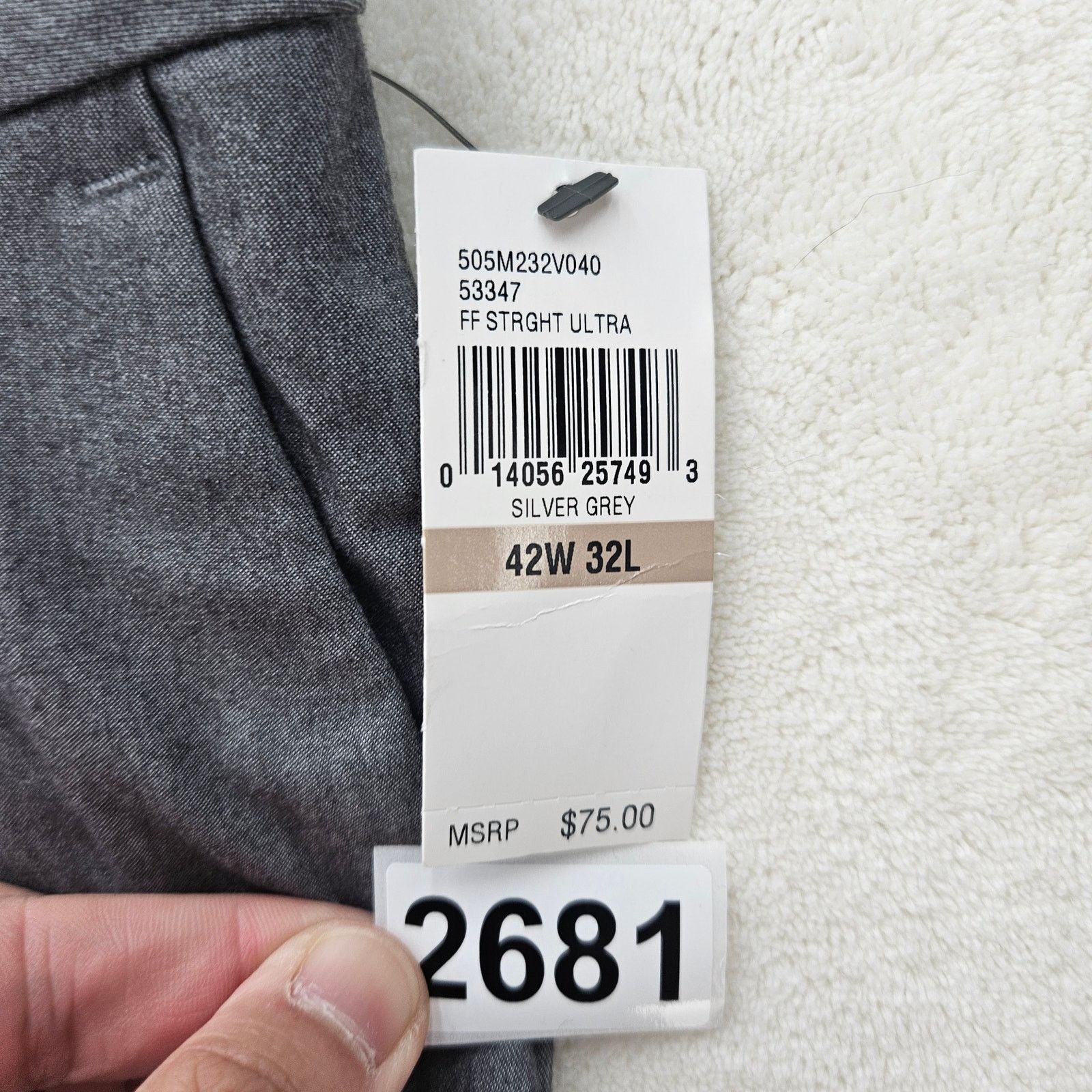Van Heusen VAN HEUSEN MEN'S 42X32 ULTRA WRINKLE FREE STRAIGHT LEG Size US 42 / EU 58 - 8 Thumbnail