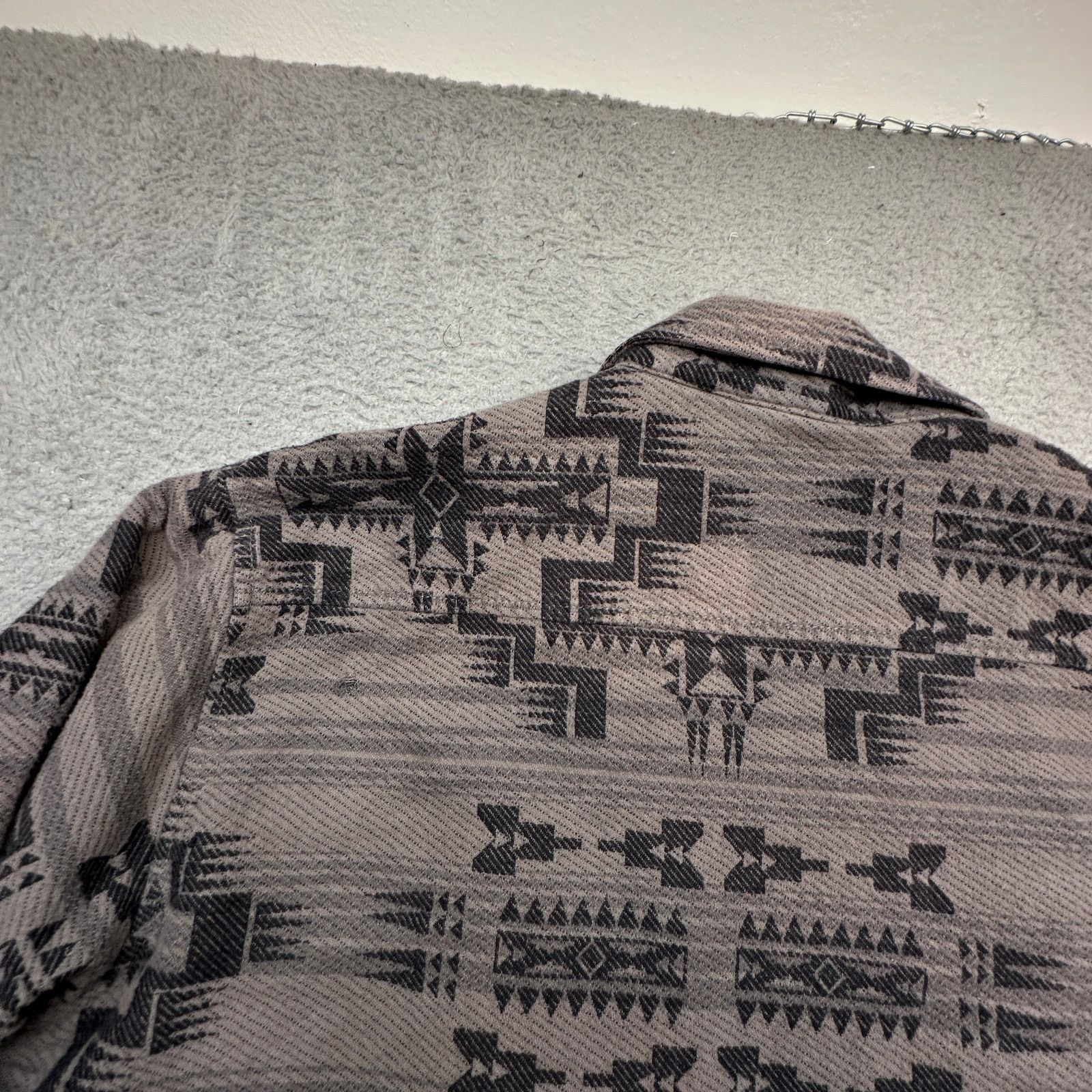 Ariat Ariat Retro Halderman Insulated Shirt Jacket Mens XL Aztec Size US XL / EU 56 / 4 - 14 Thumbnail