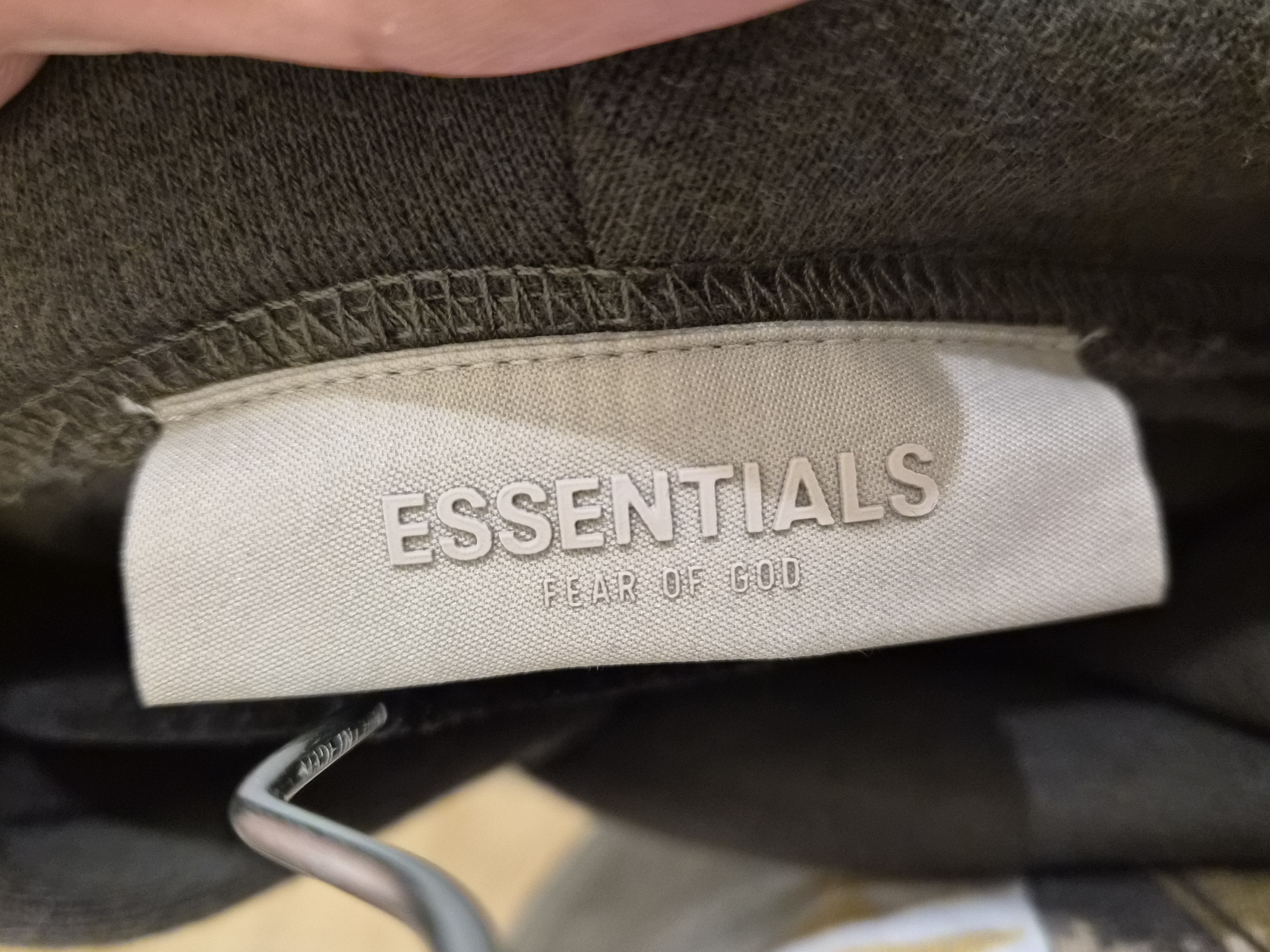 Fear of God Fear of God Essentials Gray Relaxed Hoodie Size US S / EU 44-46 / 1 - 3 Thumbnail
