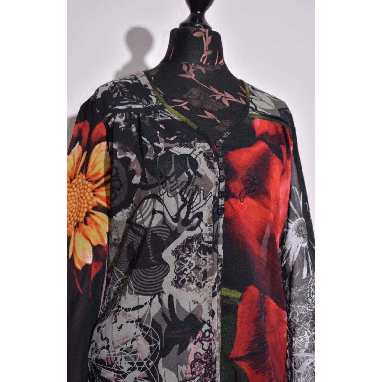 Desigual Desigual Women's Black Sheer Blouse Top Long Sleeve Flower Print Size L Size L / US 10 / IT 46 - 3 Thumbnail