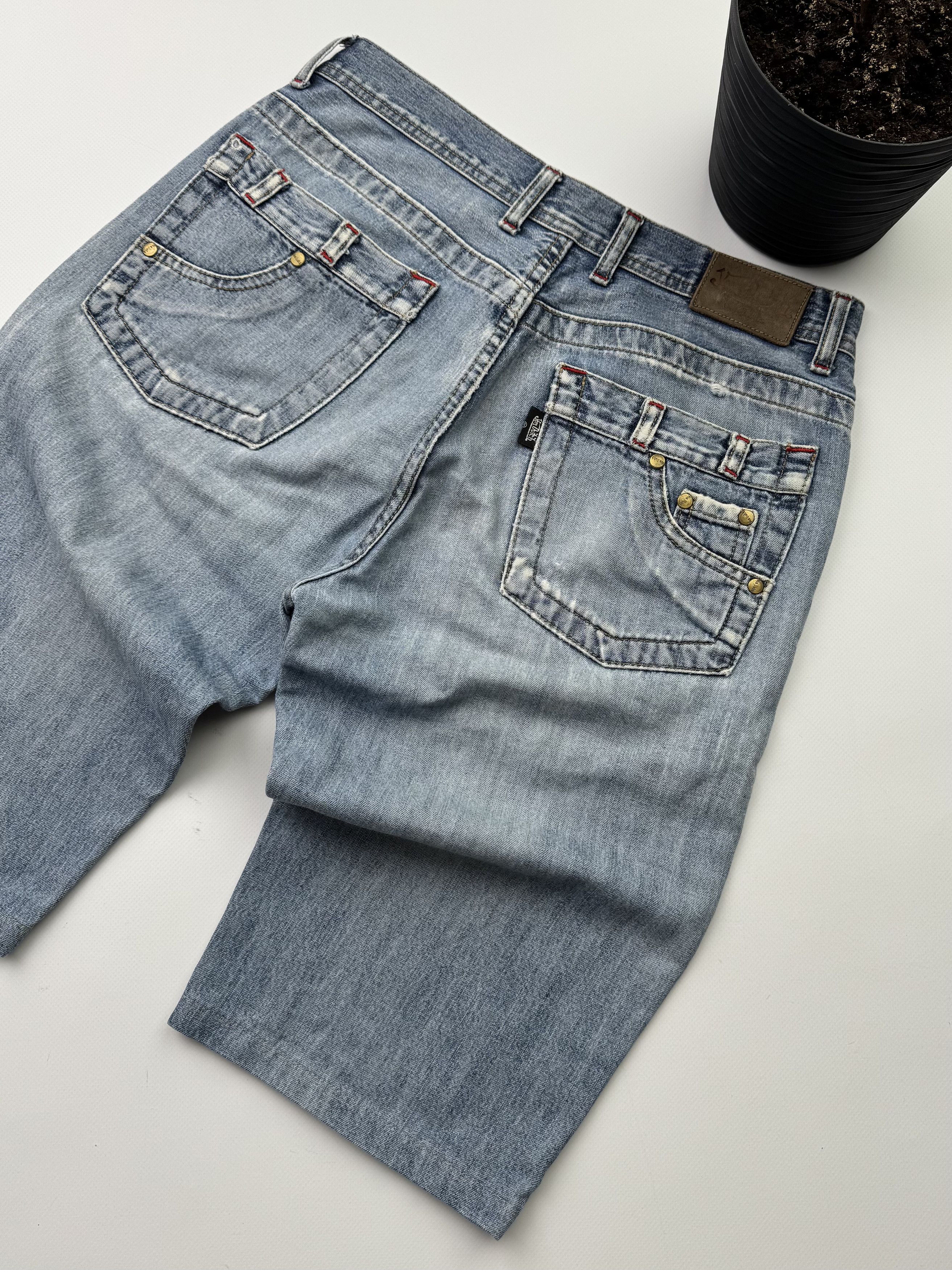 Von Dutch Von Dutch Vintage Shorts (233) Size US 31 - 13 Thumbnail