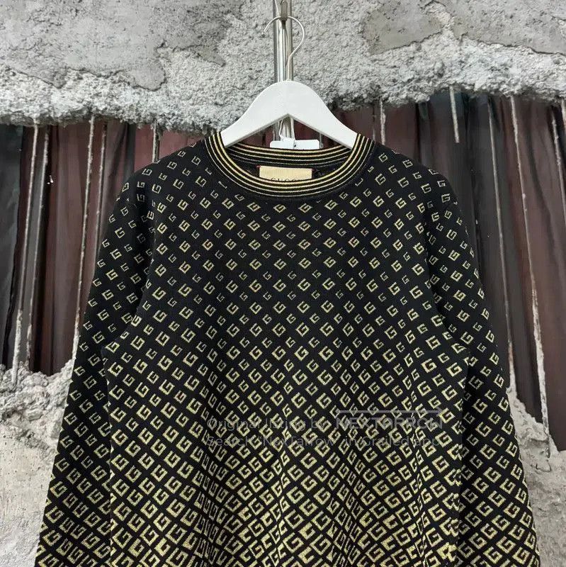 Fendi Fendi Colorful Knitted Sweater for Women . Size S / US 4 / IT 40 - 3 Thumbnail