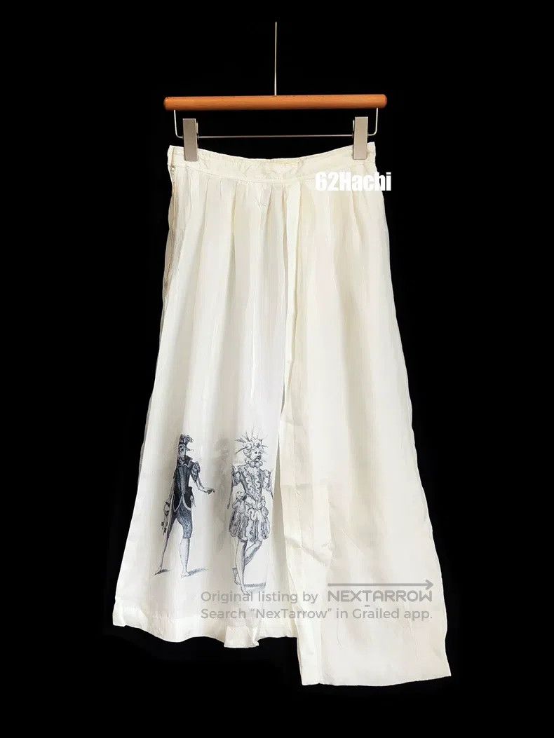 Comme Des Garcons size M Portrait printed satin skirt