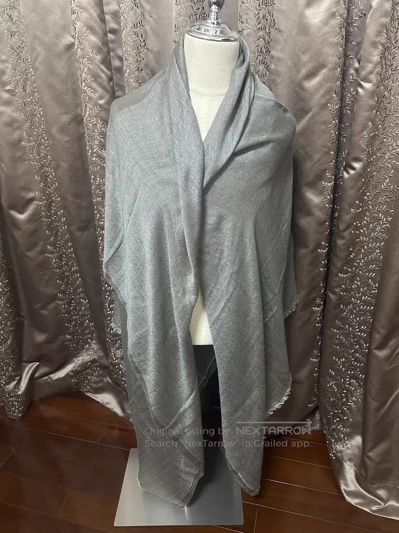 Loro Piana Loro Piana size 2m*1.5m Shawl, cashmere with silk, very com Size ONE SIZE - 4 Thumbnail