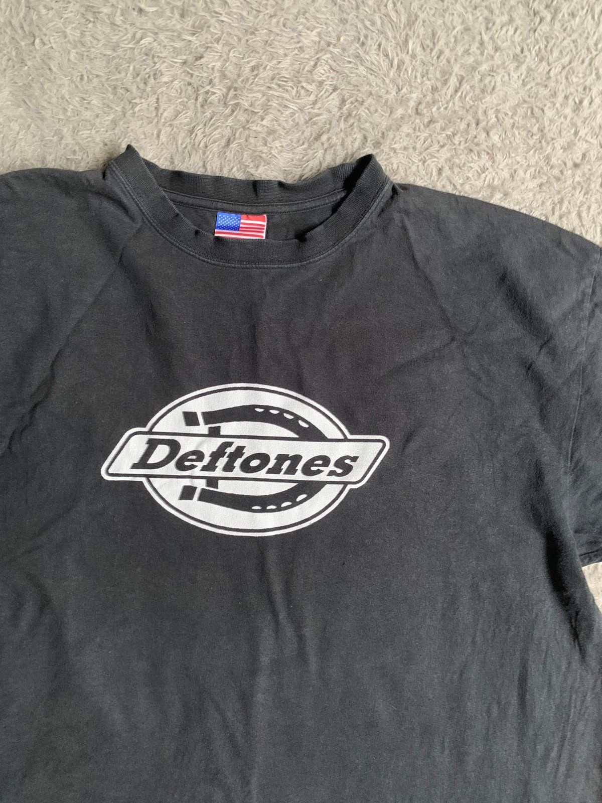Band Tees Vintage Bootleg Late 90s Deftones Dickies Logo Tee Size US XL / EU 56 / 4 - 2 Thumbnail