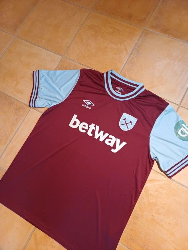 Umbro Umbro West Ham United 2024/25 home shirt Size US XL / EU 56 / 4 - 2 Thumbnail