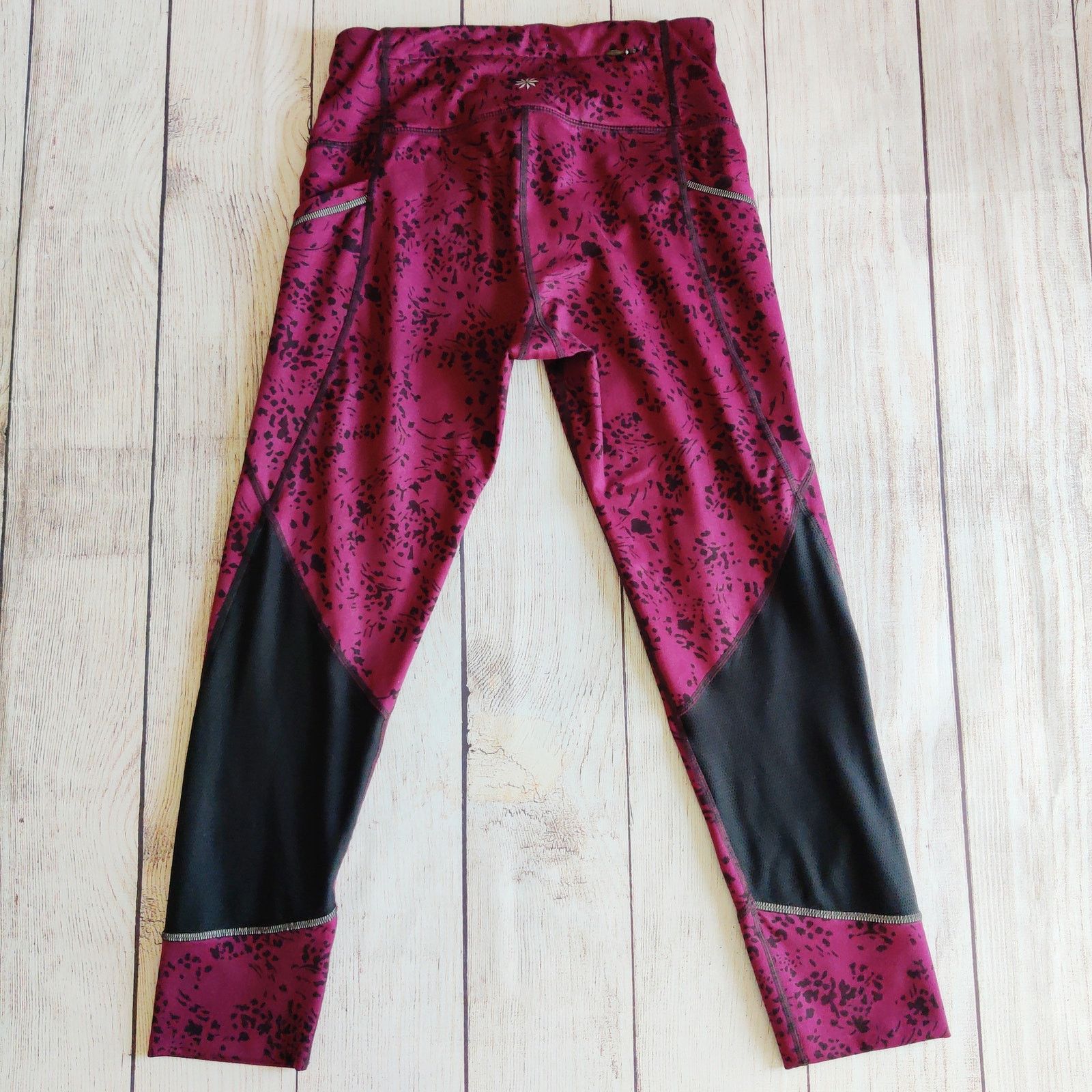 Athleta Athleta Floral Garden Relay 2.0 Capri Leggings XS Size 26" / US 2 / IT 38 - 2 Thumbnail