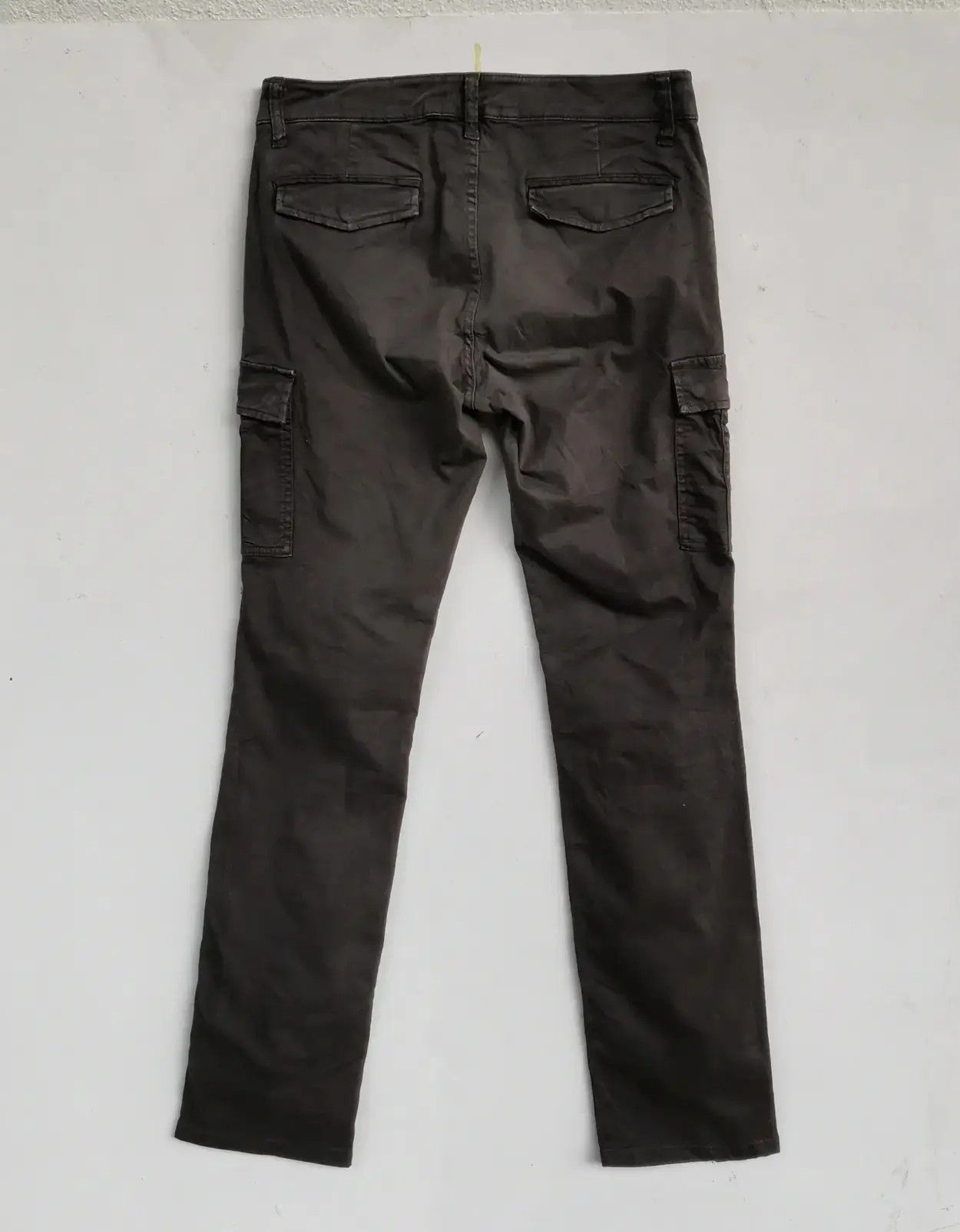 Japanese Brand × Uniqlo Rare!!! Uniqlo Tactical Cargo Multipocket Pants Size US 30 / EU 46 - 2 Thumbnail
