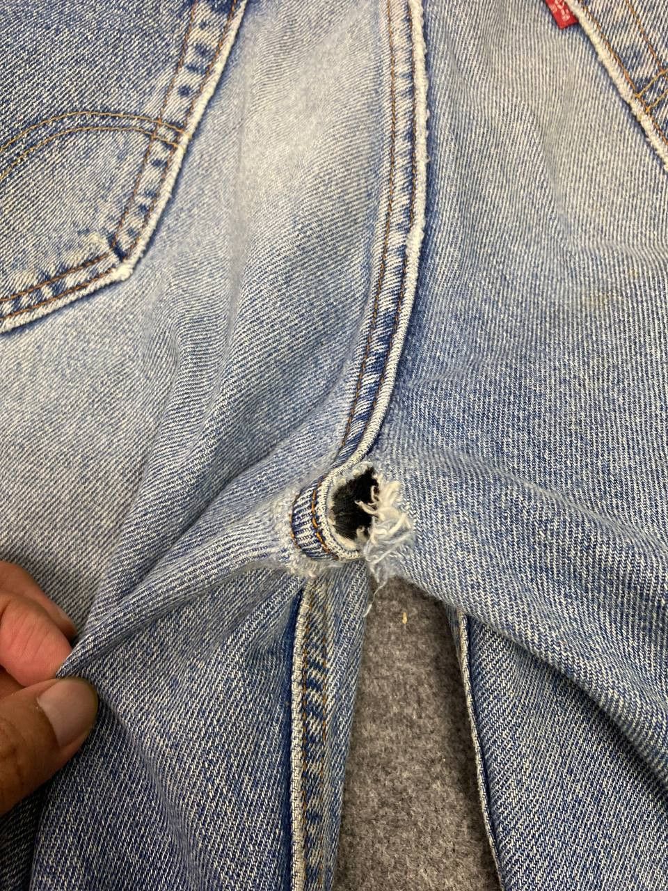 Levi's vintage levis 560 distressed denim Size US 36 / EU 52 - 4 Thumbnail