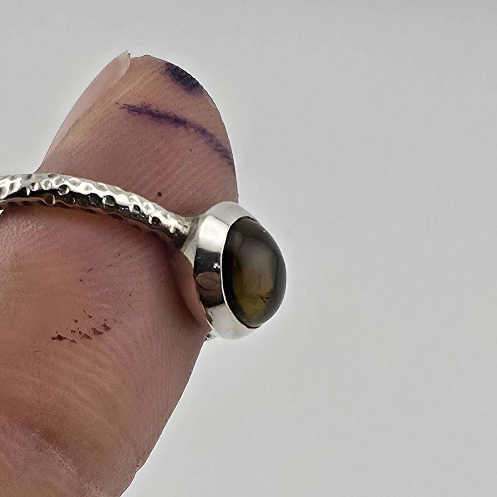 Other Sterling Silver 925 Amber Cabochon Ring Hammered Band 7.5 Size ONE SIZE - 3 Thumbnail