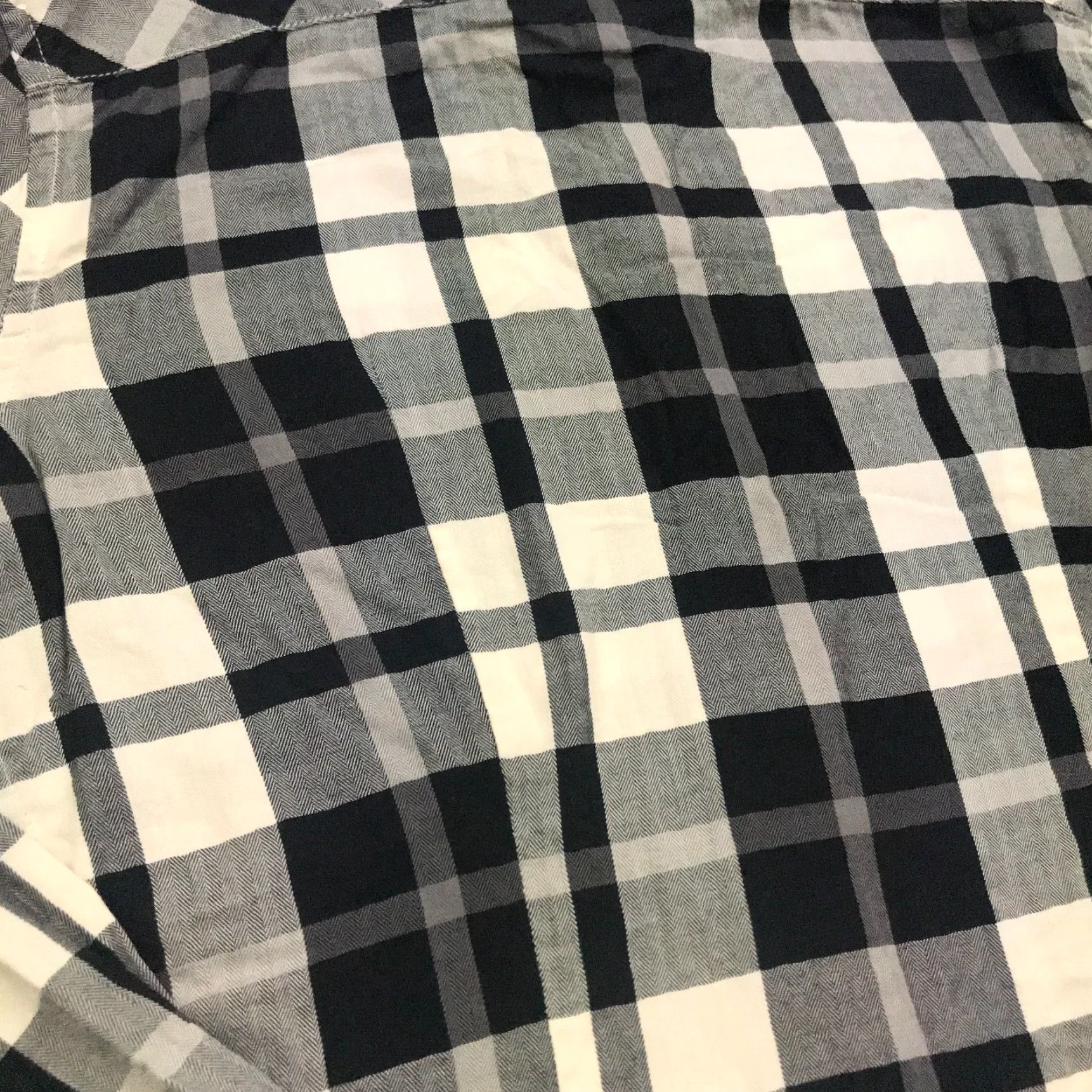 Banana Republic Banana Republic Shirt Womens Small Black Grey Plaid Button Up Top Soft-Wash Size S / US 4 / IT 40 - 6 Thumbnail