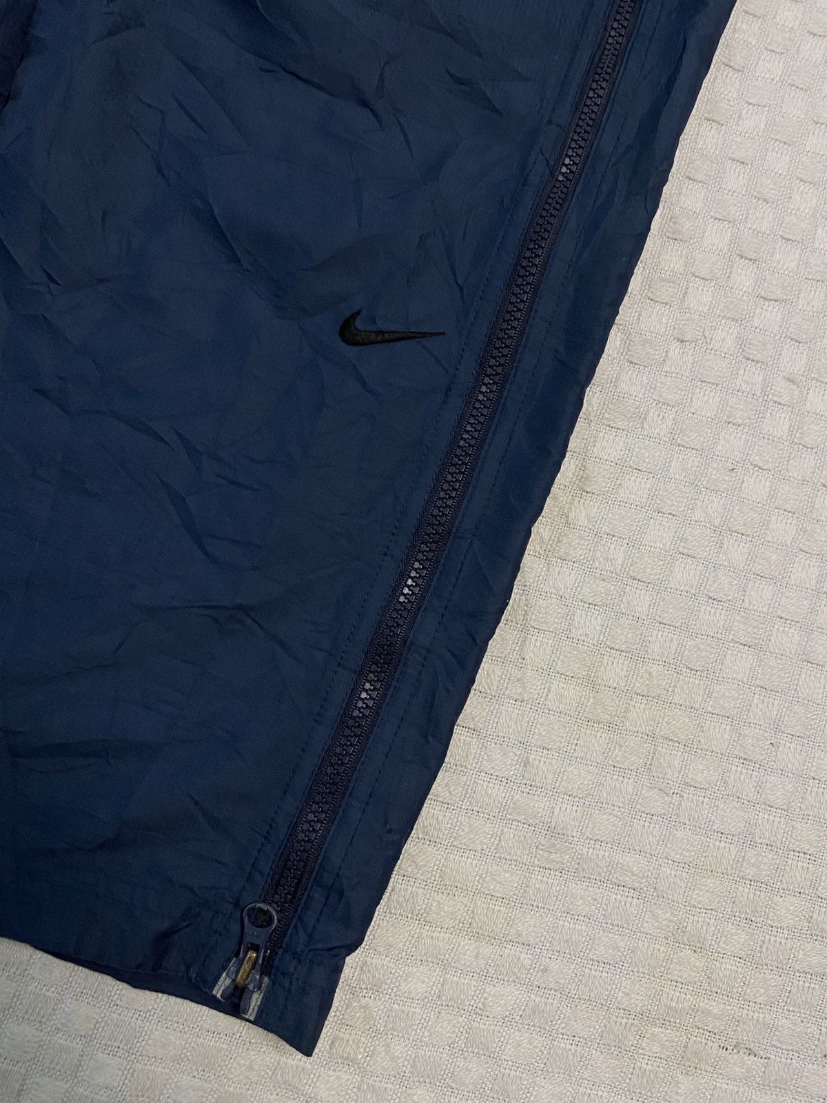 Carhartt Wip × Nike 💥 VINTAGE NIKE BAGGY ZIPPED 90S NYLON WIDE TRACK PANTS Y2K Size US 30 / EU 46 - 10 Thumbnail