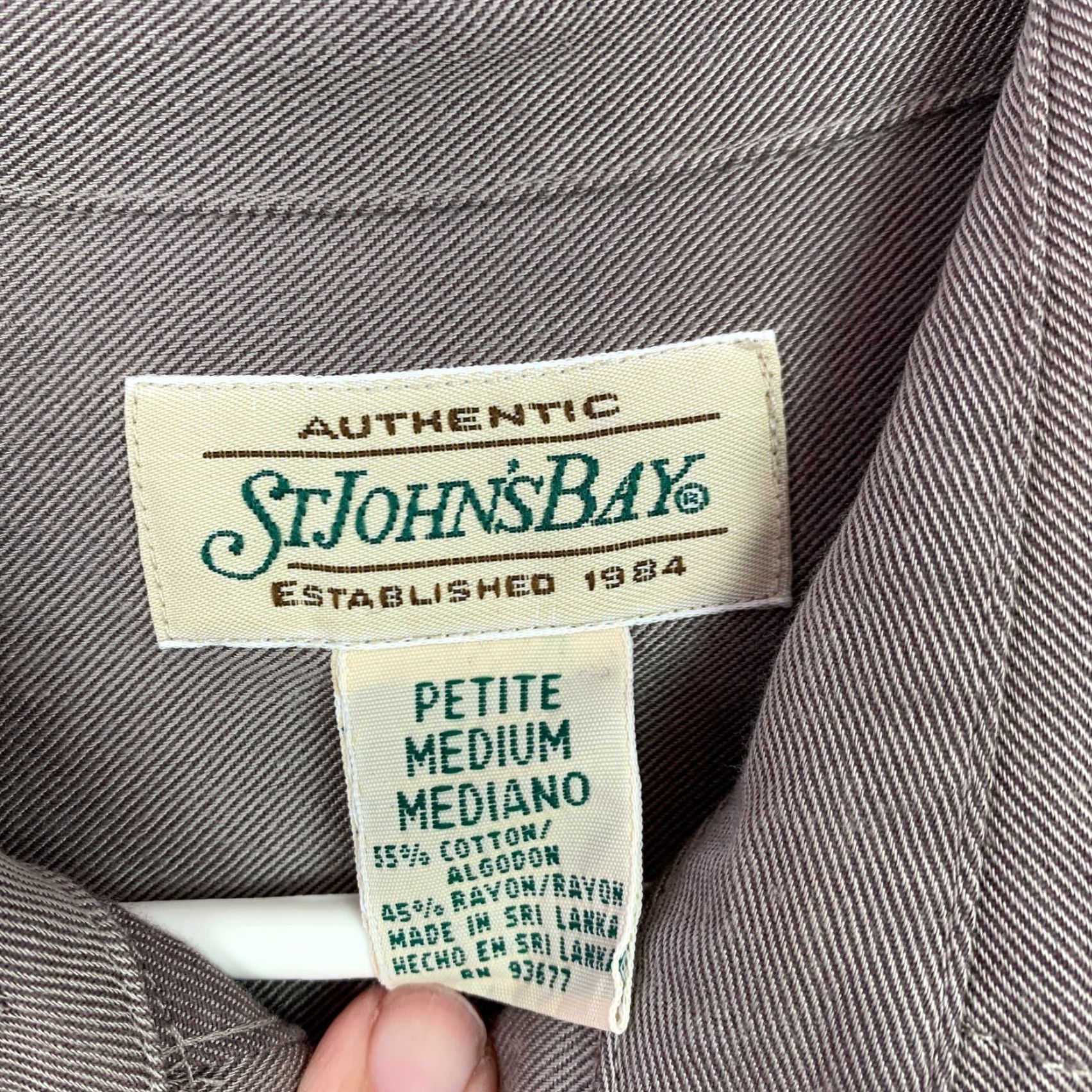Vintage VINTAGE St. John's Bay Button-Up Shirt Womens Petite Medium Brown 90s Cotton Blend Solid Long Sleeve Collared N/A Size M / US 6-8 / IT 42-44 - 2 Thumbnail