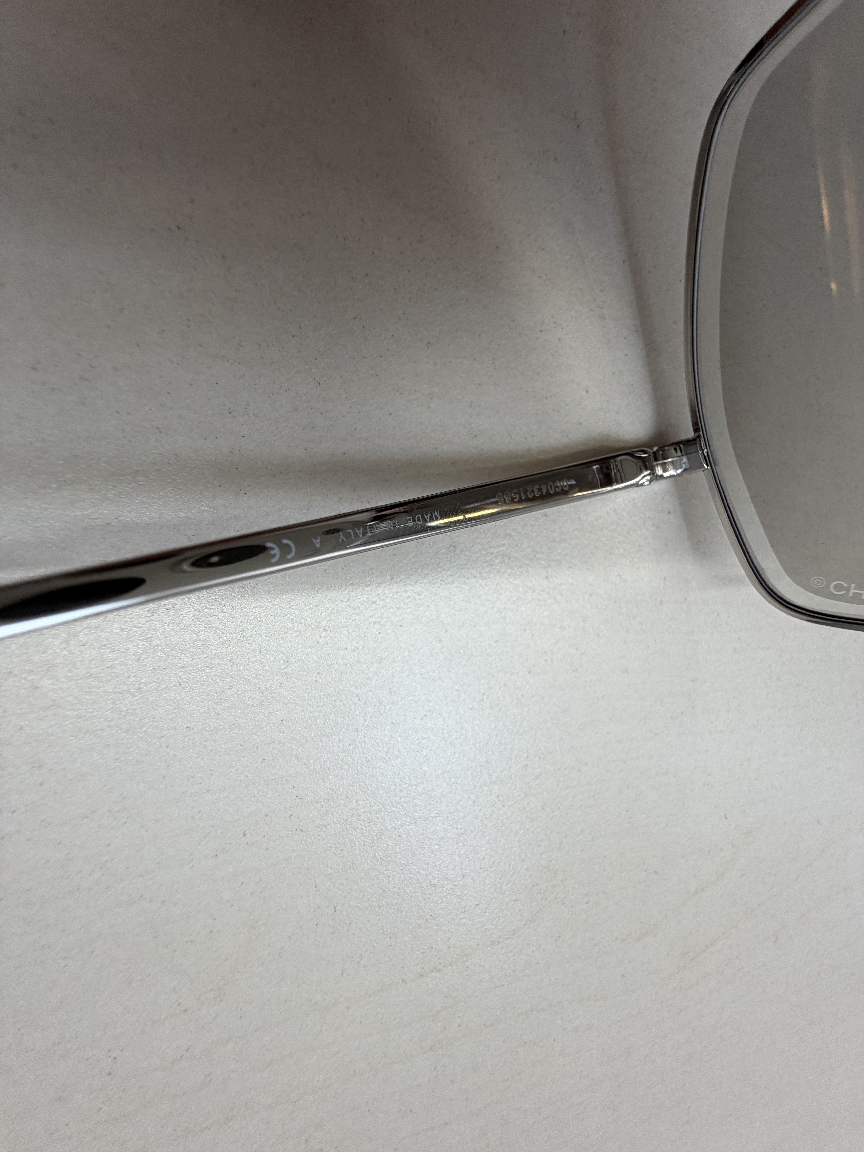 Chanel Chanel Pearl Chain Butterfly Sunglasses Size ONE SIZE - 13 Thumbnail