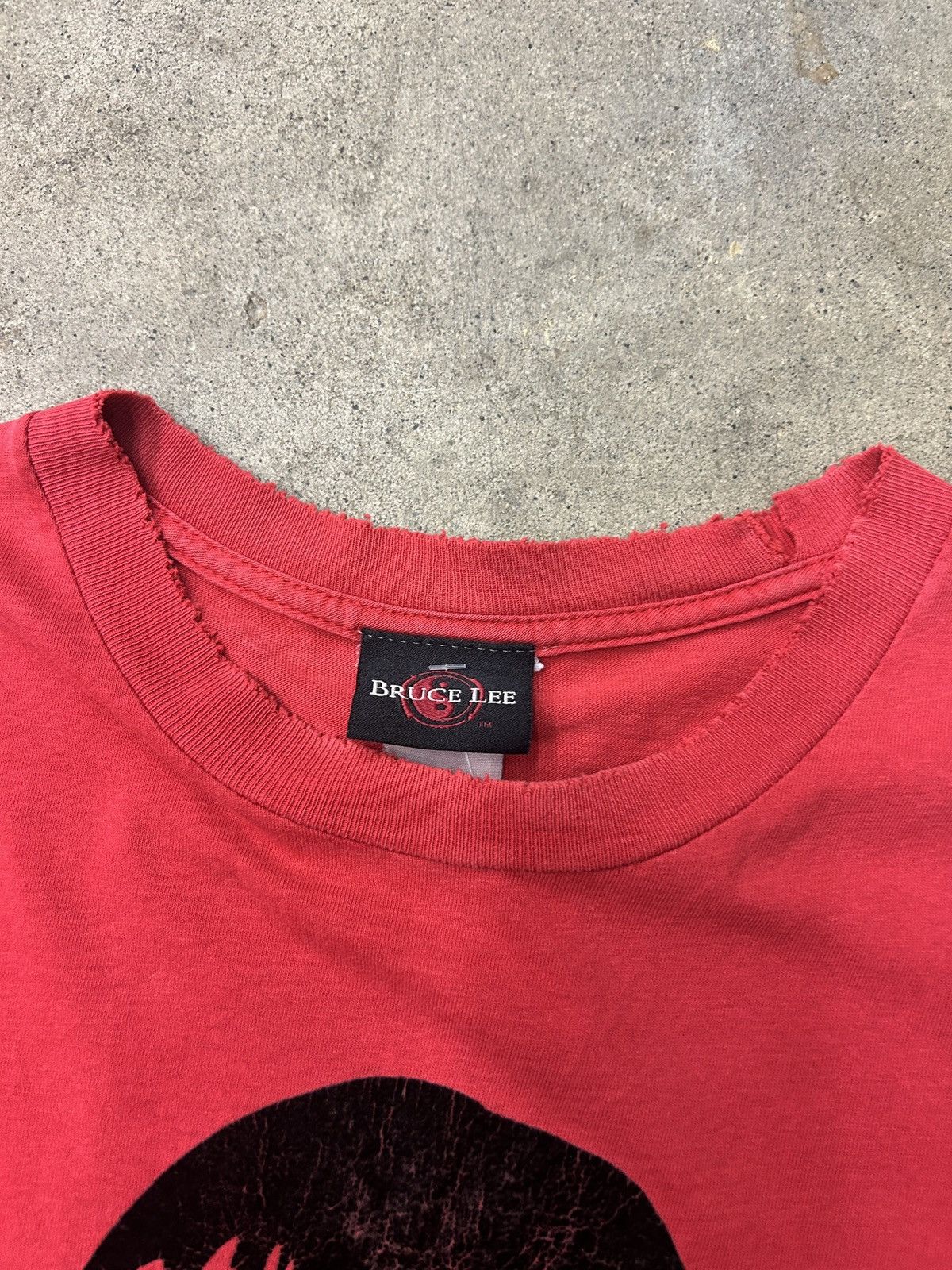 Vintage Vintage Bruce Lee Portrait Tee XL Size US XL / EU 56 / 4 - 3 Thumbnail