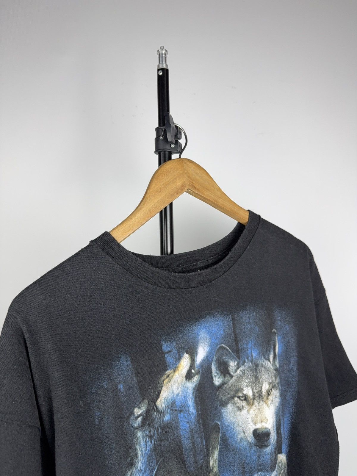 Vintage 00s Y2K Wolf Graphic Tee Alaska USA Nature Print Black Size US XL / EU 56 / 4 - 2 Thumbnail