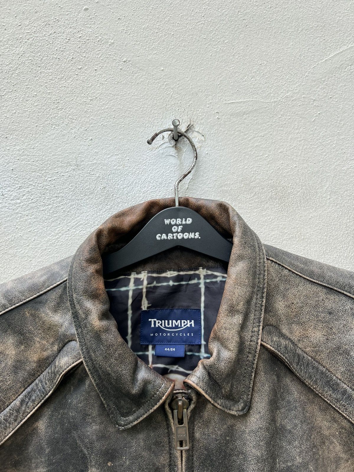 Leather Vintage Triumph Motorcycles Fade Patina Leather Jacket Size US L / EU 52-54 / 3 - 8 Thumbnail