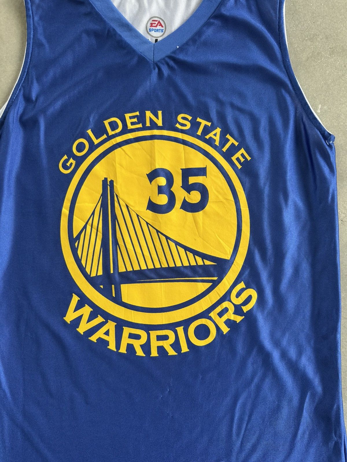NBA × Vintage YBA GOLDEN STATE WARRIORS EA SPORT REVERSIBLE BASKETBALL Size US S / EU 44-46 / 1 - 2 Thumbnail