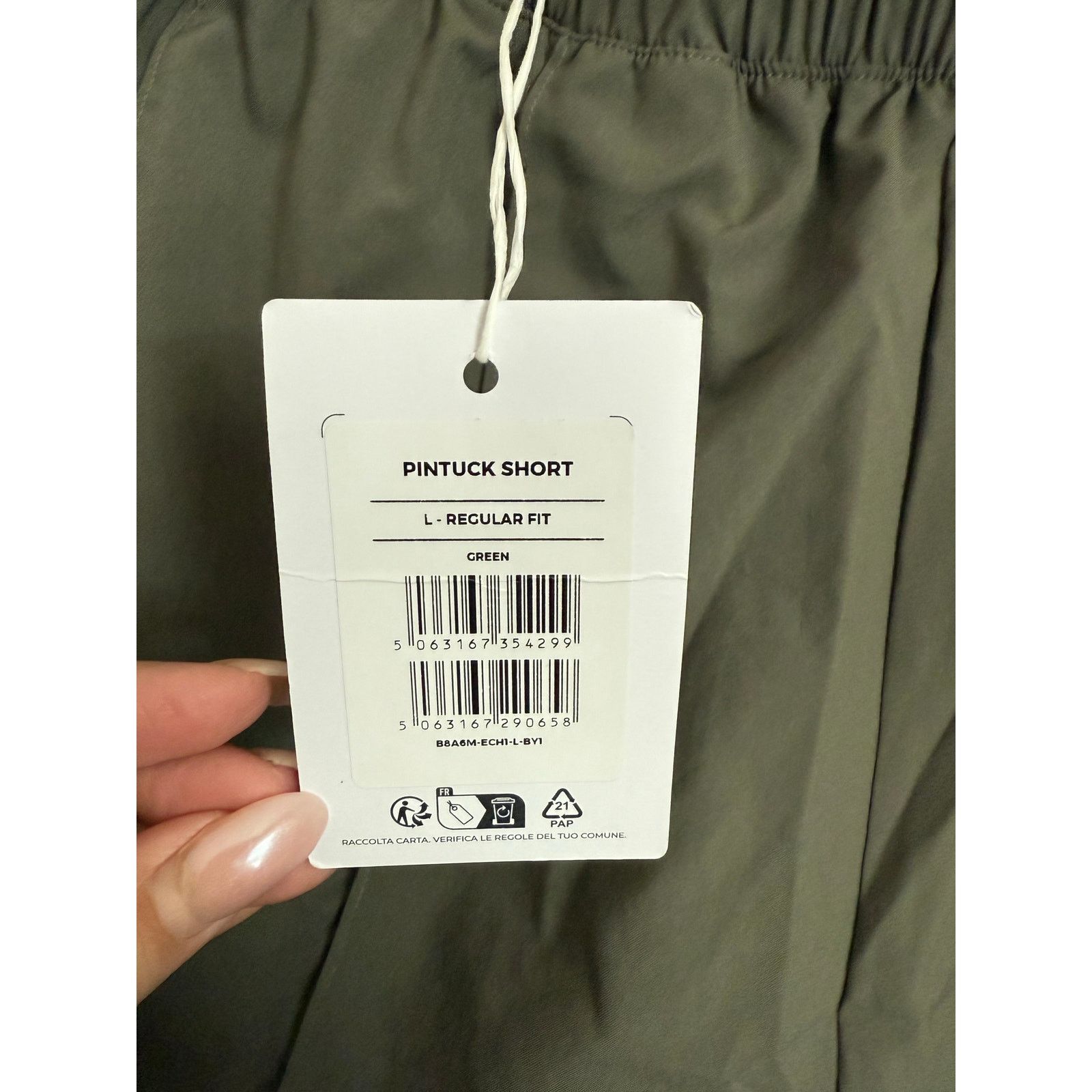 Gymshark Gymshark PINTUCK SHORTS Regular Fit Green L Size 30" / US 8 / IT 44 - 7 Thumbnail