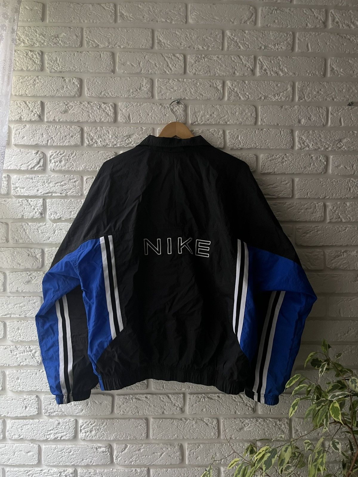 Nike Vintage nylon metal nike jacket Size US L / EU 52-54 / 3 - 3 Thumbnail