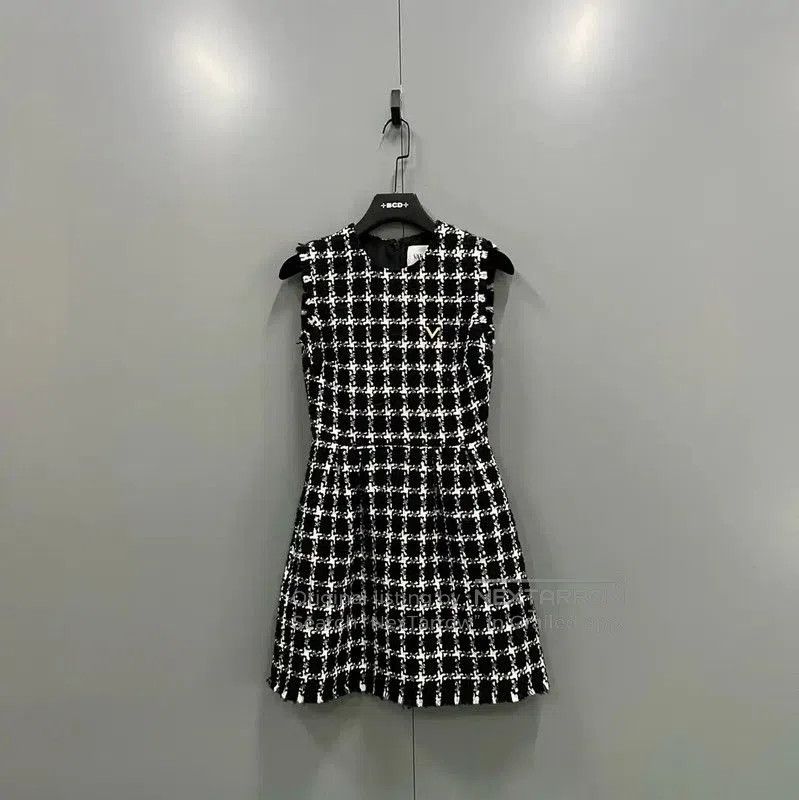 Valentino Valentino Short Sleeve Gray Cotton Dress . Size XXS / US 00 / IT 34 - 1 Thumbnail