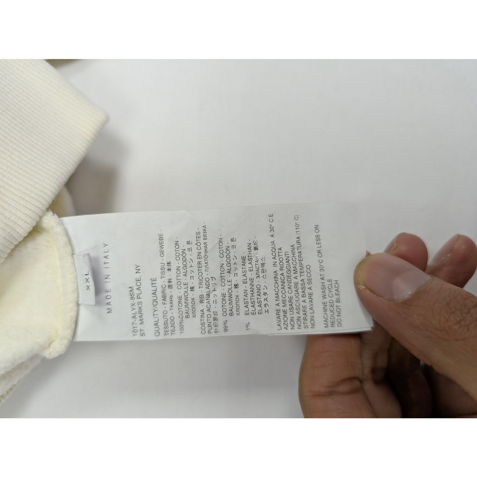 1017 ALYX 9SM o1rshd1 Hoodie Fleece with Raw Cut Hood in off-White Size US XXL / EU 58 / 5 - 19 Thumbnail