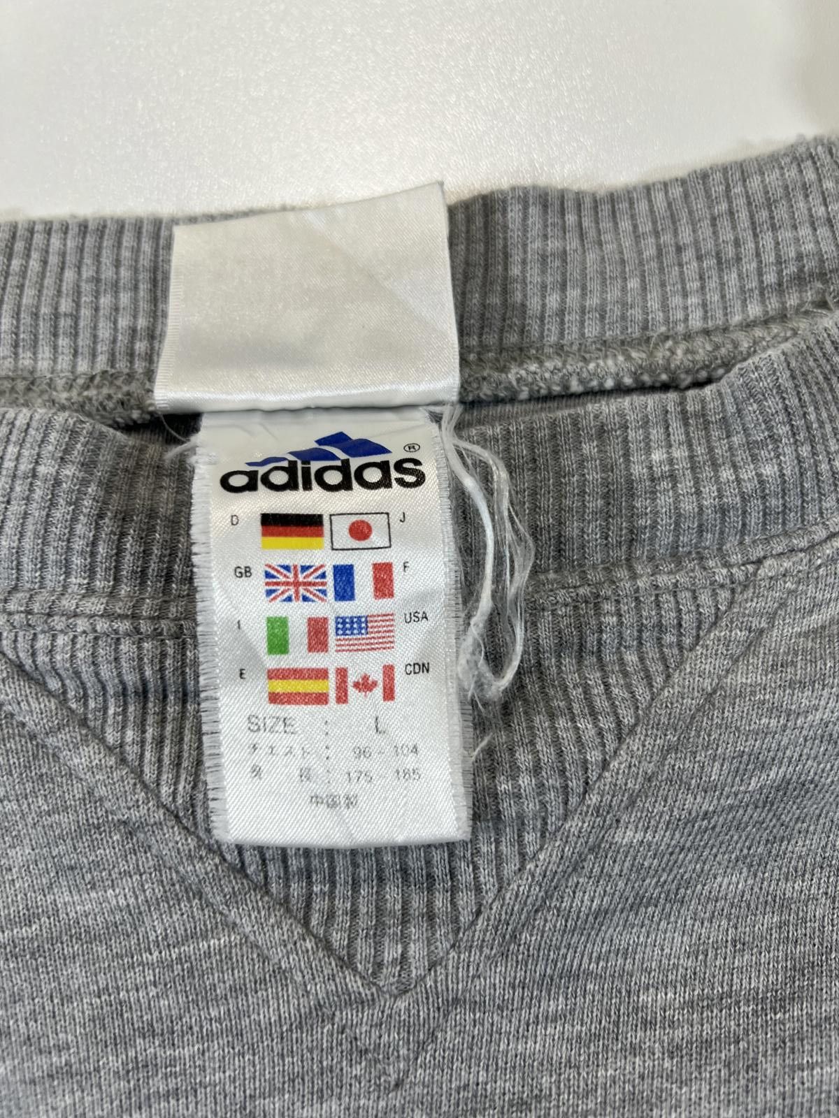 Adidas Vintage Adidas Grey V-Neck Sweatshirt Size US L / EU 52-54 / 3 - 3 Thumbnail