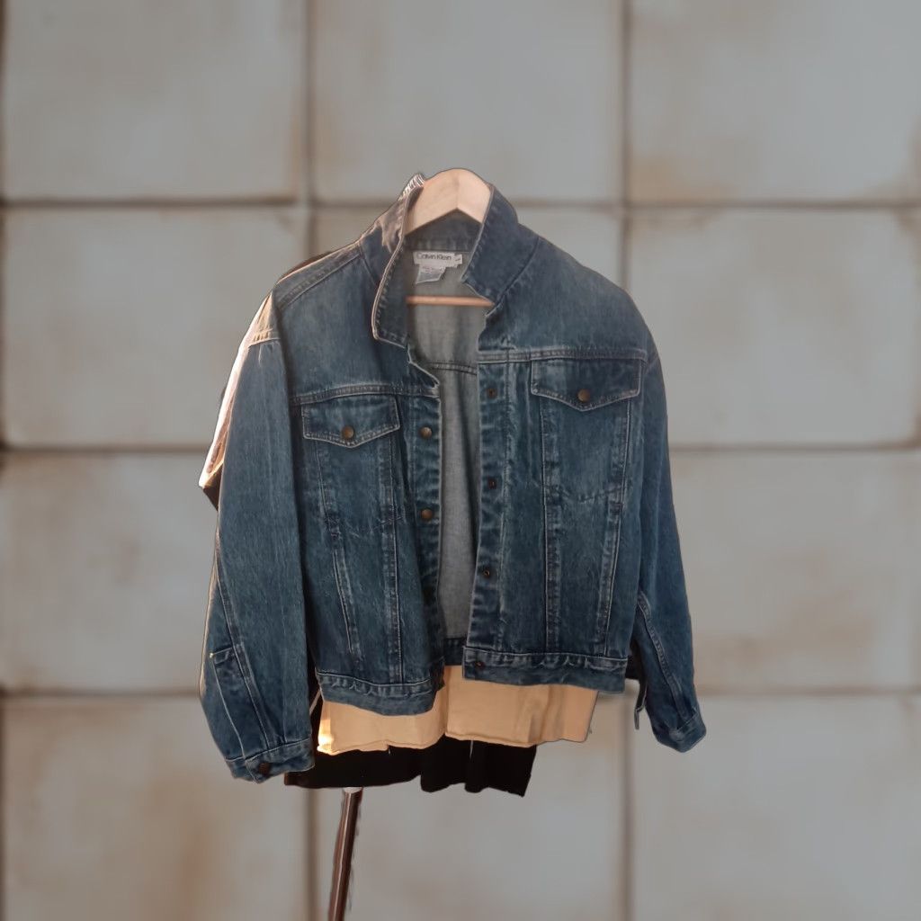 Vintage VINTAGE Calvin Klein Denim Jacket Runs Smaller Size L Made In USA Denim Mens? Size US L / EU 52-54 / 3 - 1 Thumbnail