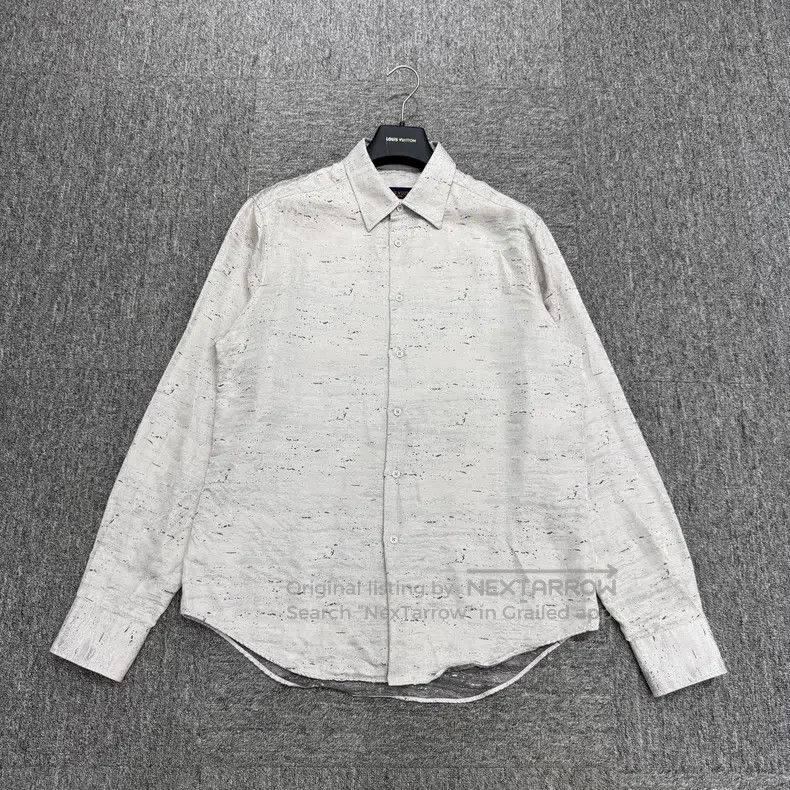 Louis Vuitton Louis Vuitton Starry Sky Moon Dust Mulberry Silk Shirt Size US M / EU 48-50 / 2 - 1 Thumbnail