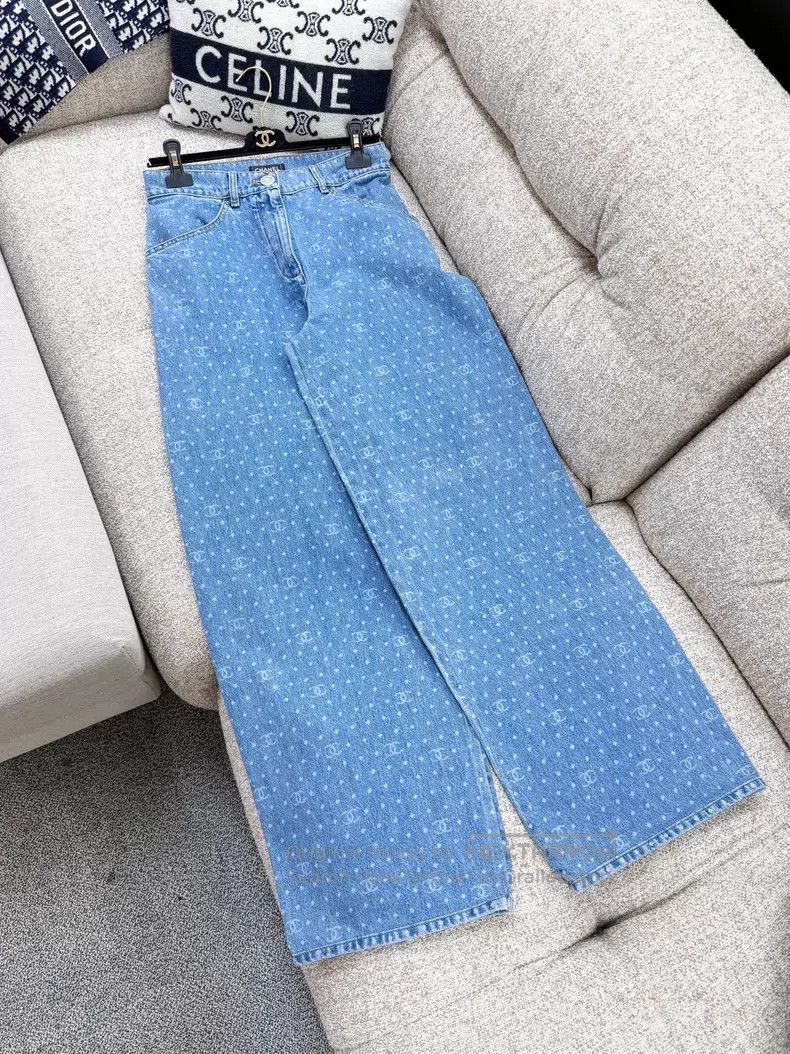 Chanel Chanel 23P early spring hot blue logo full print polk dot Size 25" / US 0 / IT 36 - 3 Thumbnail