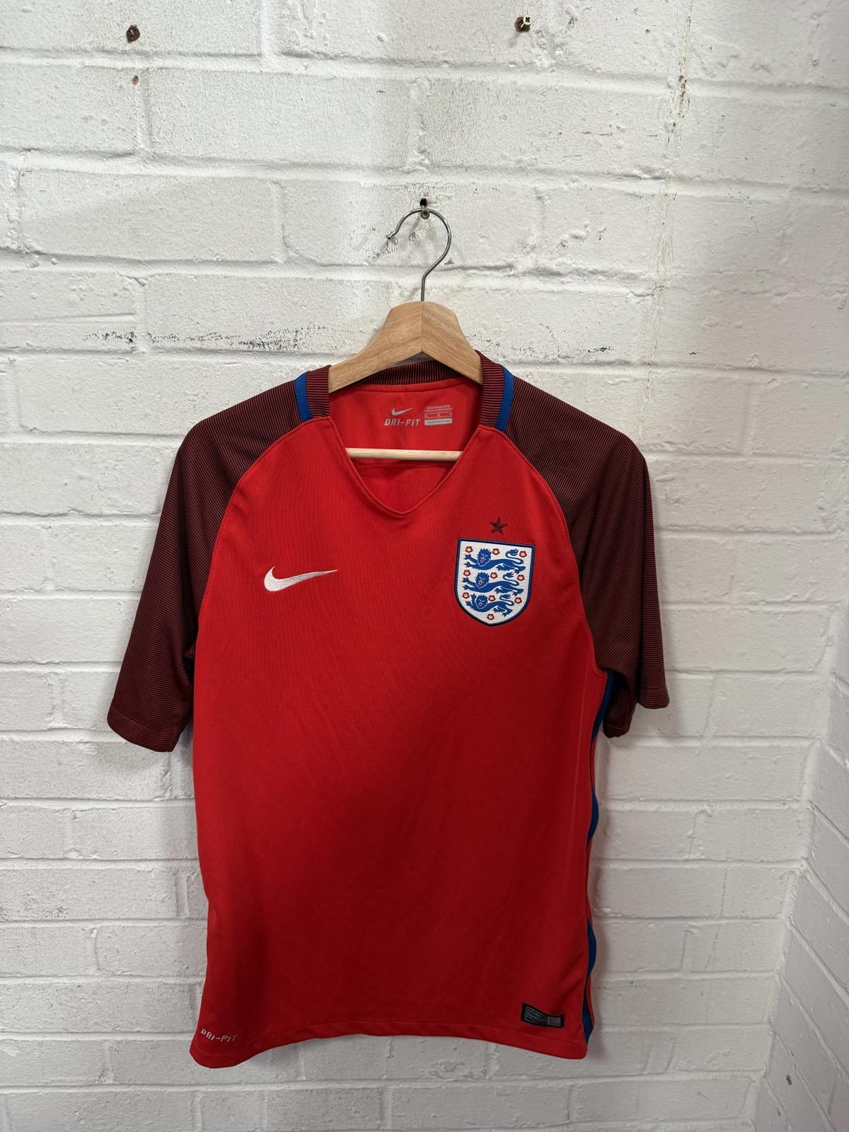 Nike England National Football Team Red Away Jersey Size ONE SIZE - 1 Thumbnail