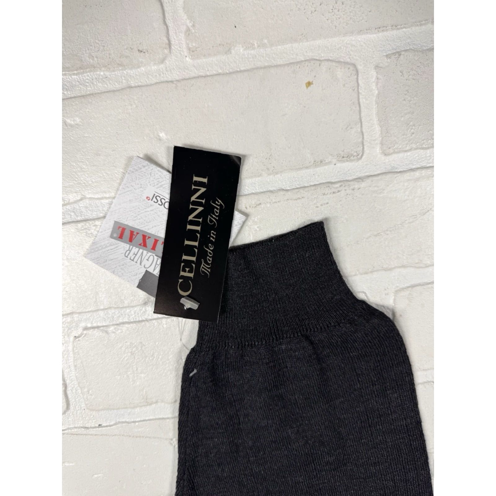 Vintage Cellinni Pullover Wool Sweater Men M NWT Merino Wool Charcoal Gray Italy Size US M / EU 48-50 / 2 - 3 Thumbnail
