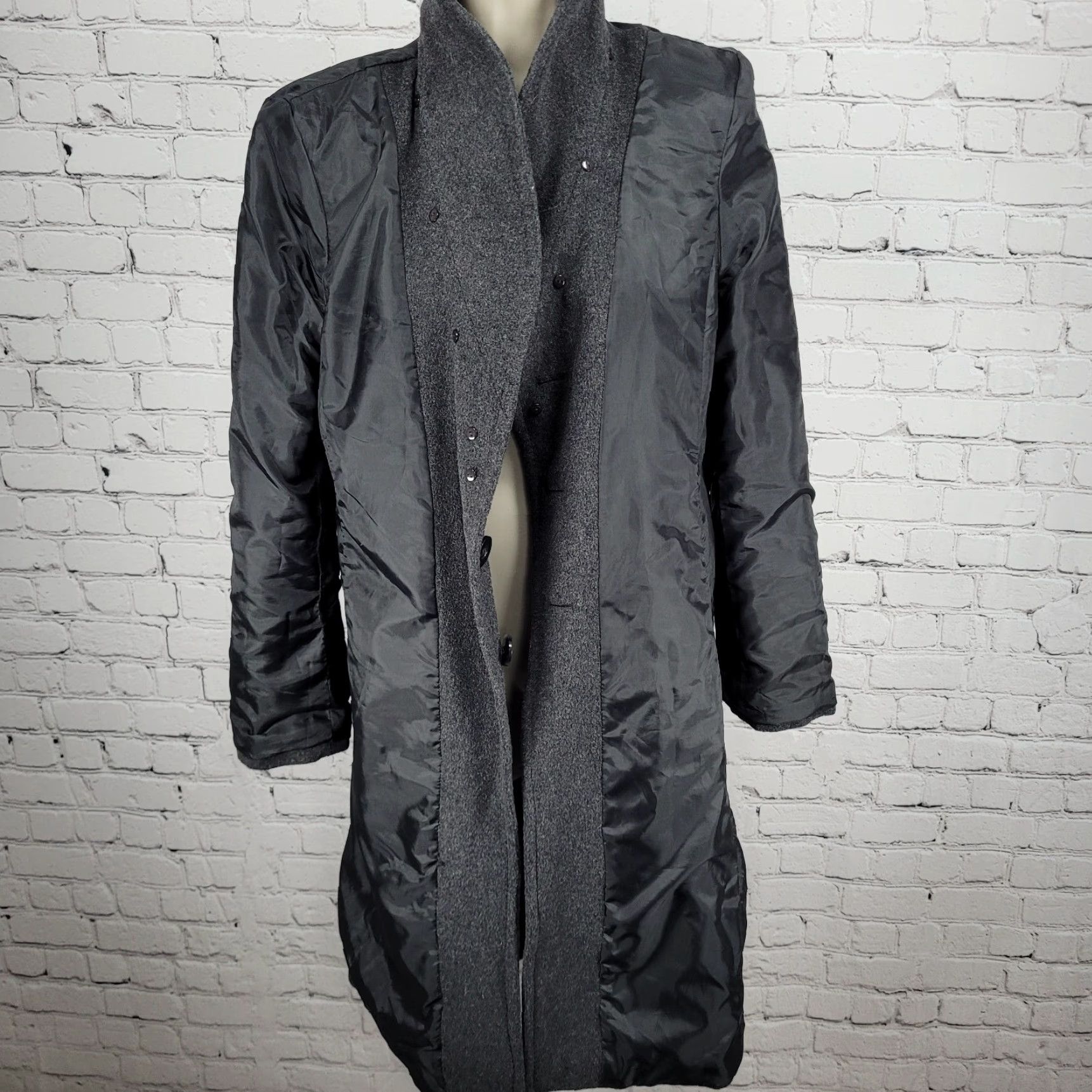 Ann Taylor VINTAGE Ann Taylor Grey Wool Blend Buttoned Shawl Collar Lined Over Coat Size 8 Size M / US 6-8 / IT 42-44 - 5 Thumbnail