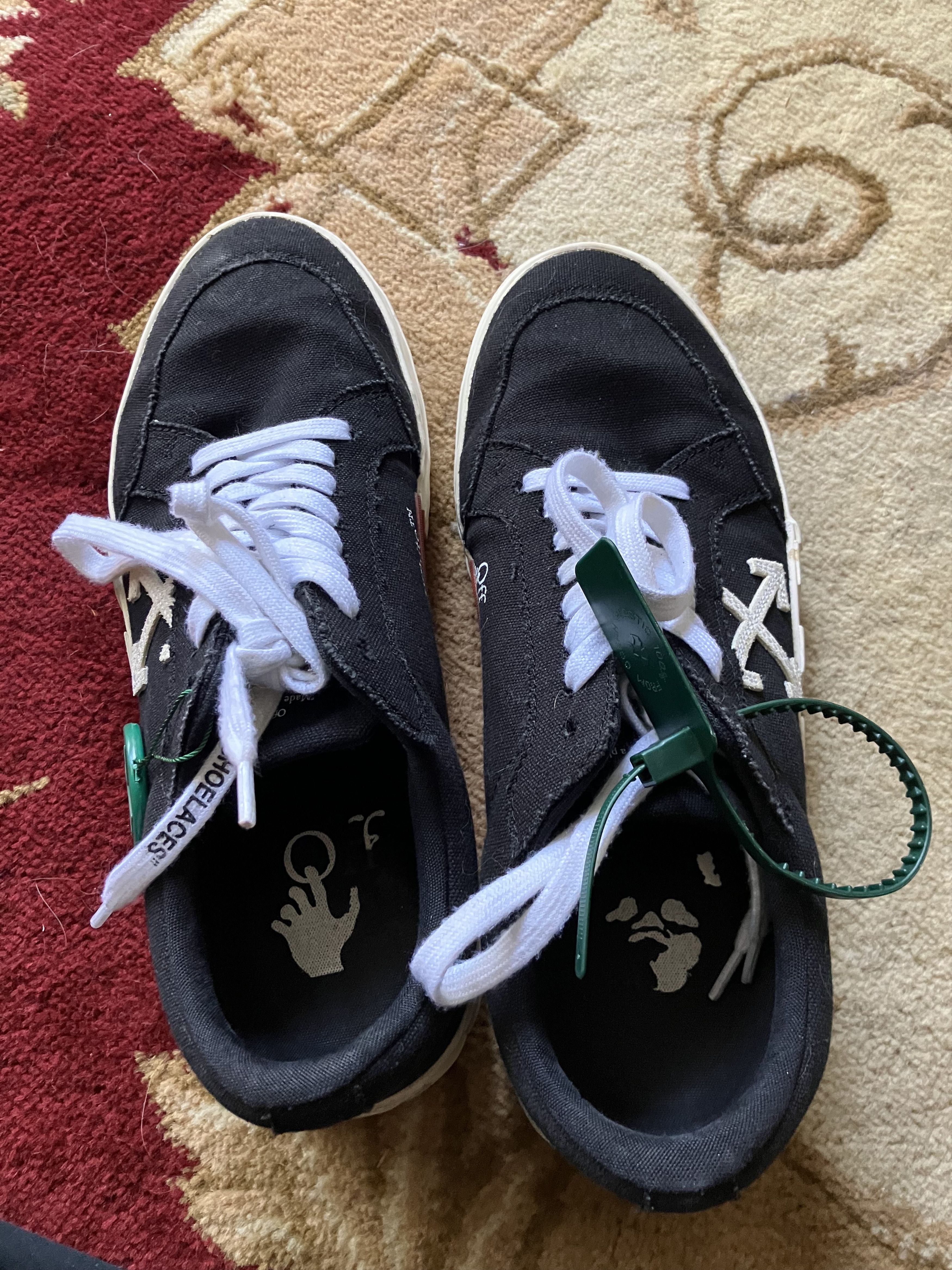 Off-White Off-White Vulc Low Sneakers Size US 10 / EU 43 - 2 Thumbnail