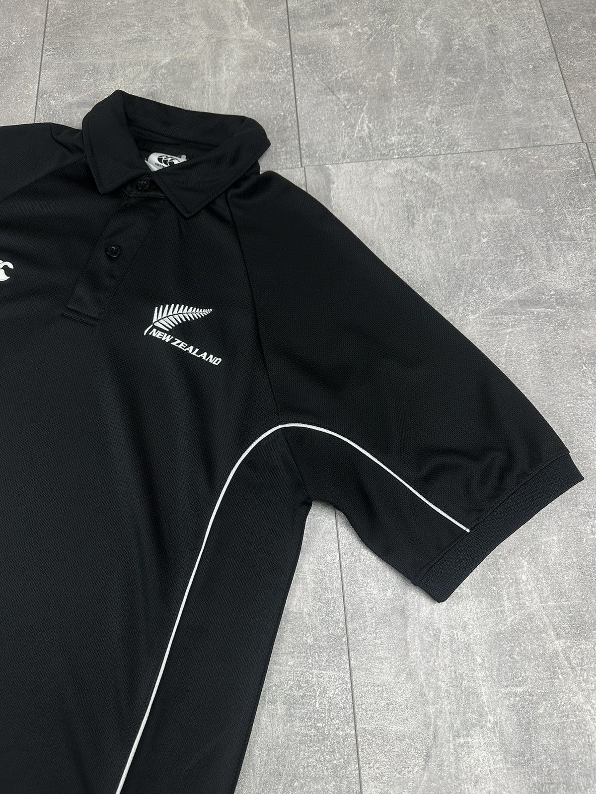 Canterbury of New Zealand Canterbury Of New Zealand Vintage Sportwear Means Polo Size US M / EU 48-50 / 2 - 2 Thumbnail