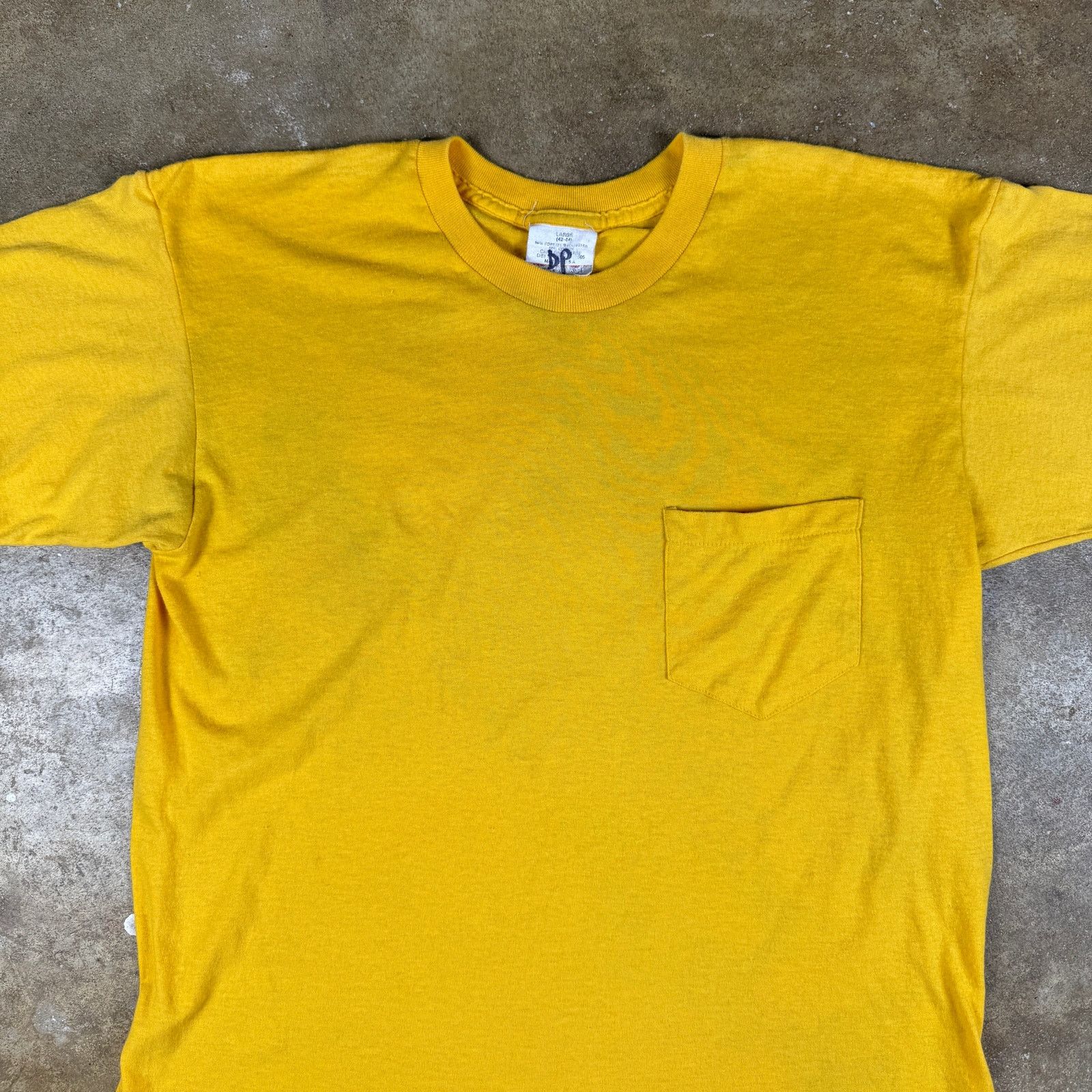 Other Vtg Screen Stars Gold Pocket T-Shirt Men’s L Single Stitch Size US L / EU 52-54 / 3 - 2 Thumbnail