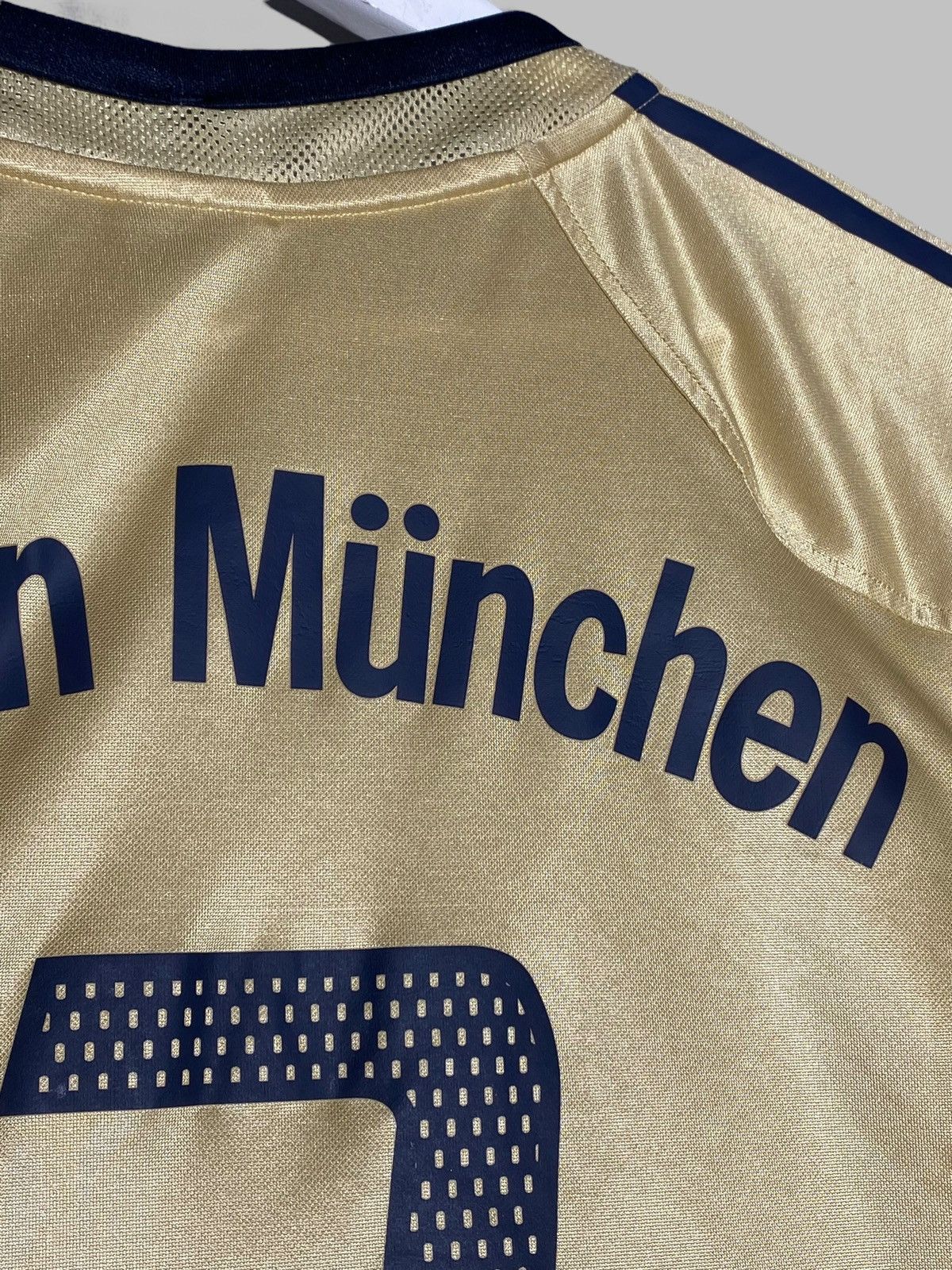 Adidas 🔥 BAYERN MUNCHEN #3 LUCIO JERSEY VINTAGE NIKE BRAZILIAN ICON Size US M / EU 48-50 / 2 - 16 Thumbnail