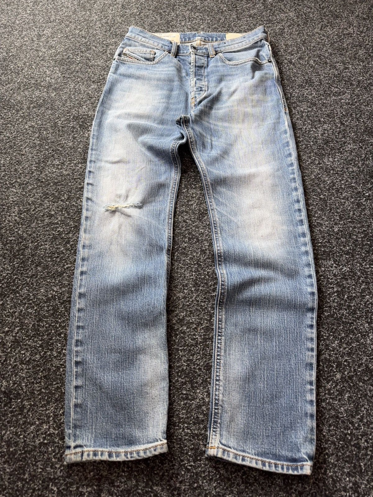 Diesel Diesel D-Fetar Distressed Denim Jeans Light Wash Size US 28 / EU 44 - 1 Thumbnail